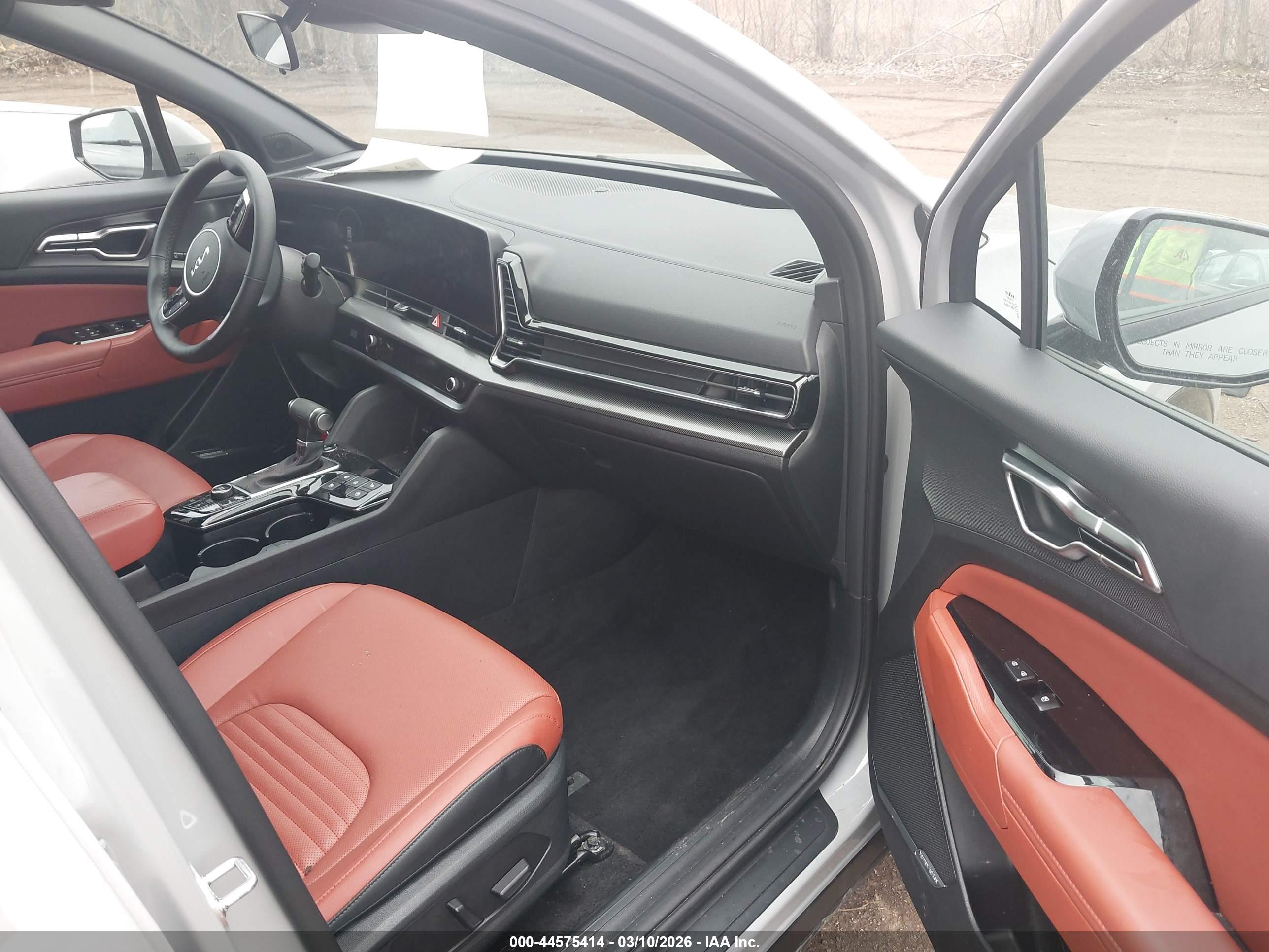 KIA SPORTAGE image 5