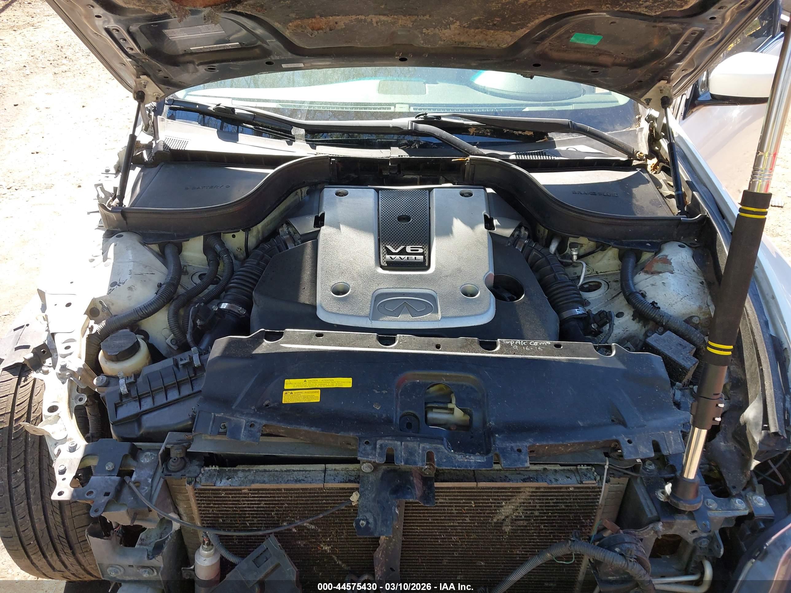 INFINITI G37 image 10
