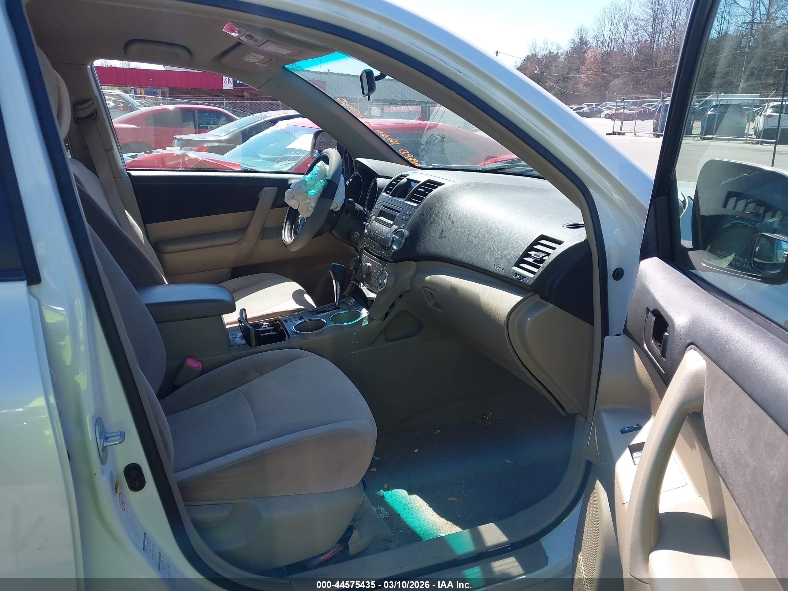 TOYOTA HIGHLANDER image 5