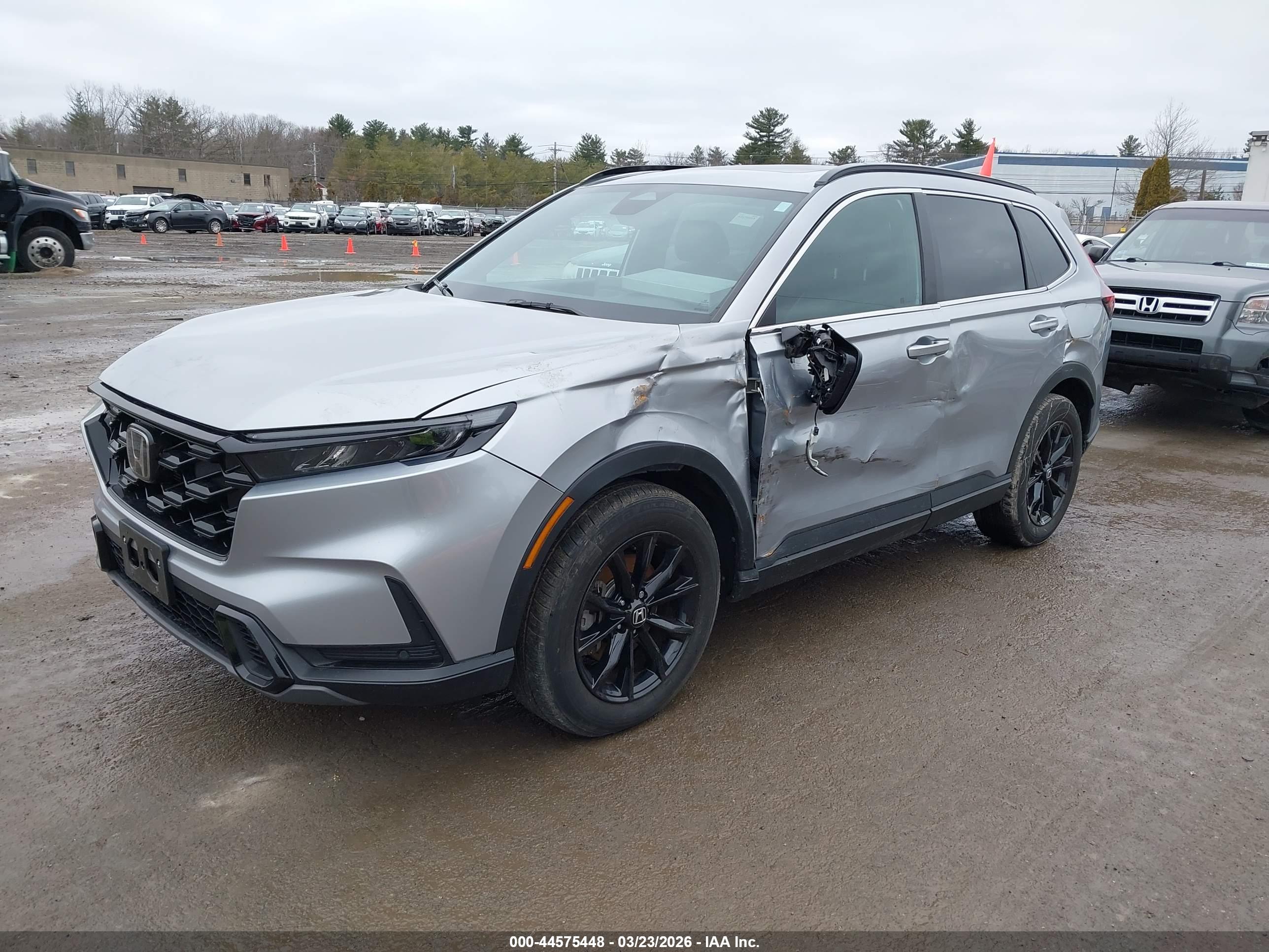 HONDA CR-V image 2