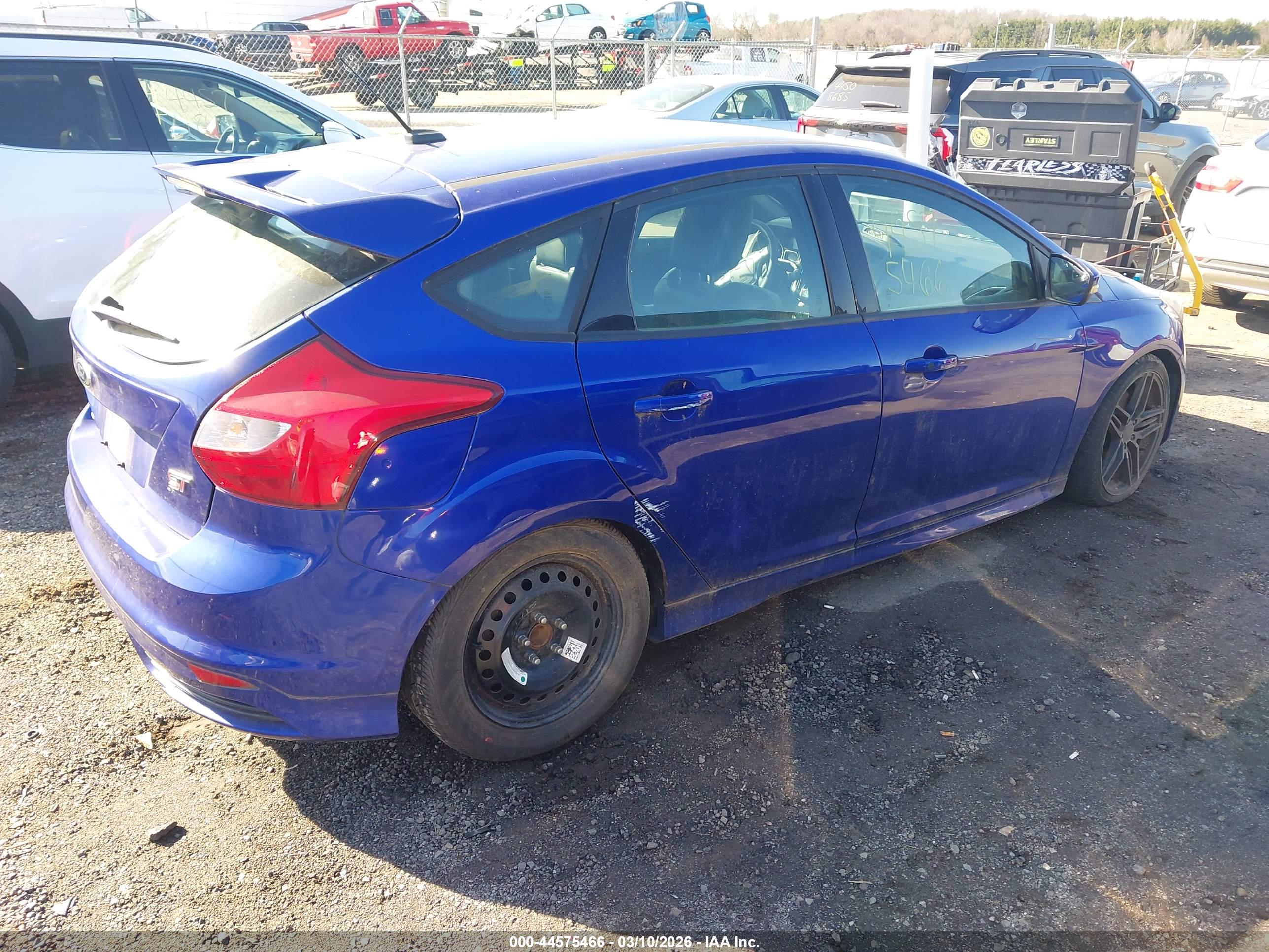 FORD FOCUS image 4