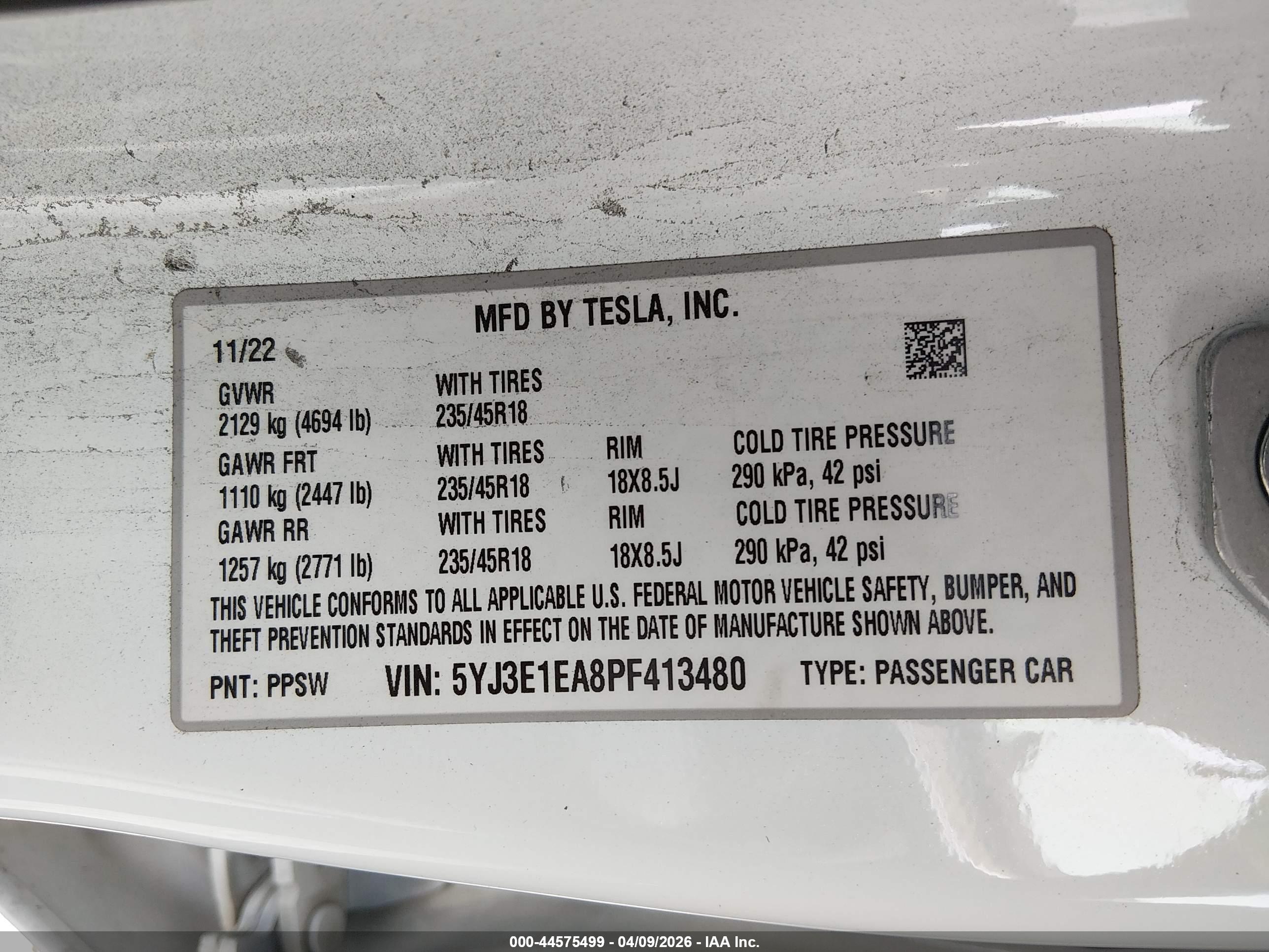 TESLA MODEL image 9
