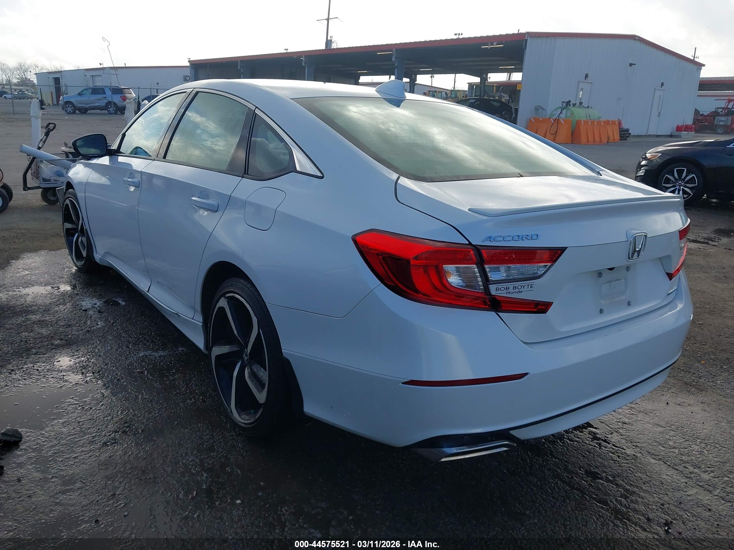 HONDA ACCORD image 3
