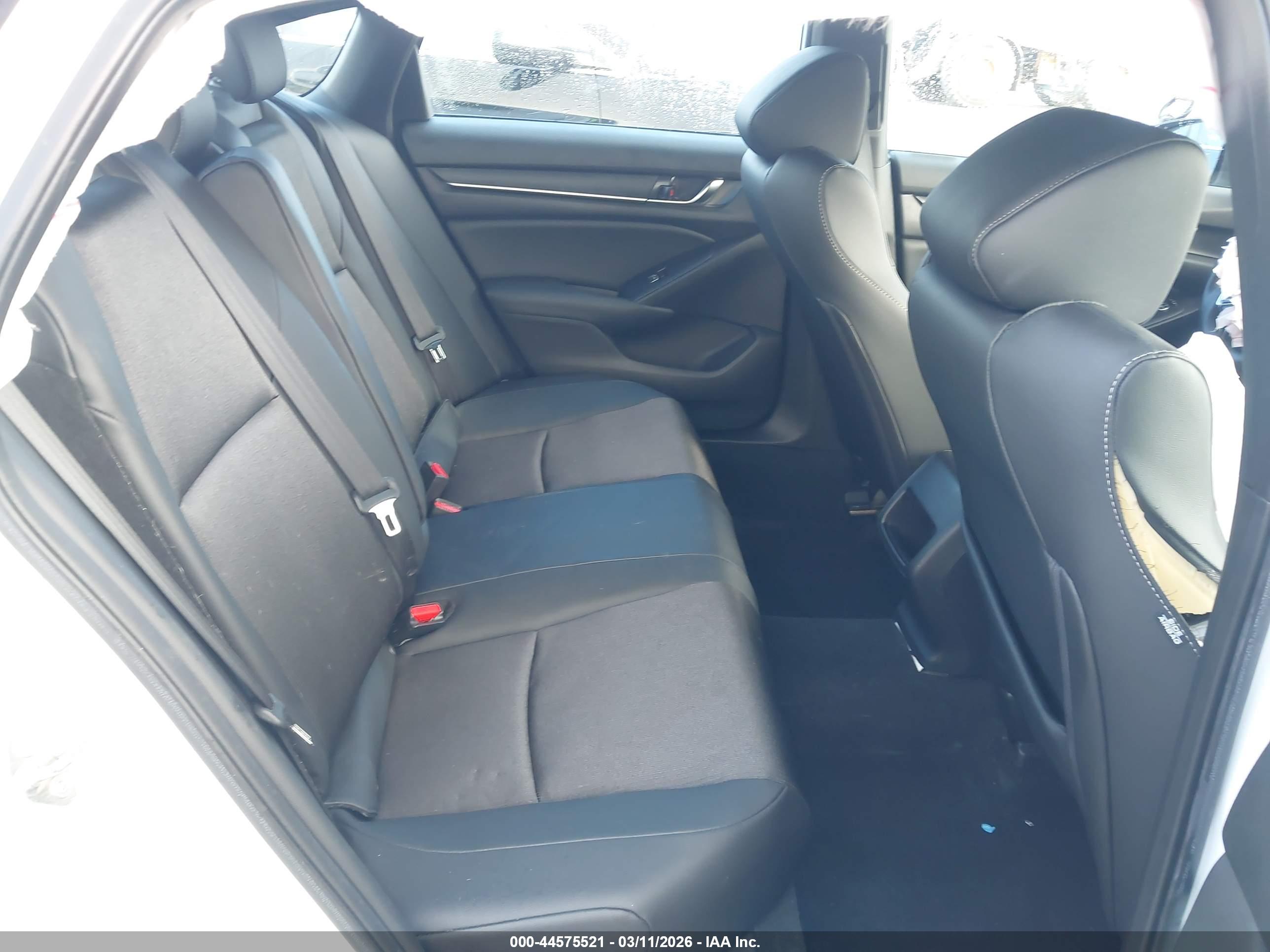 HONDA ACCORD image 8