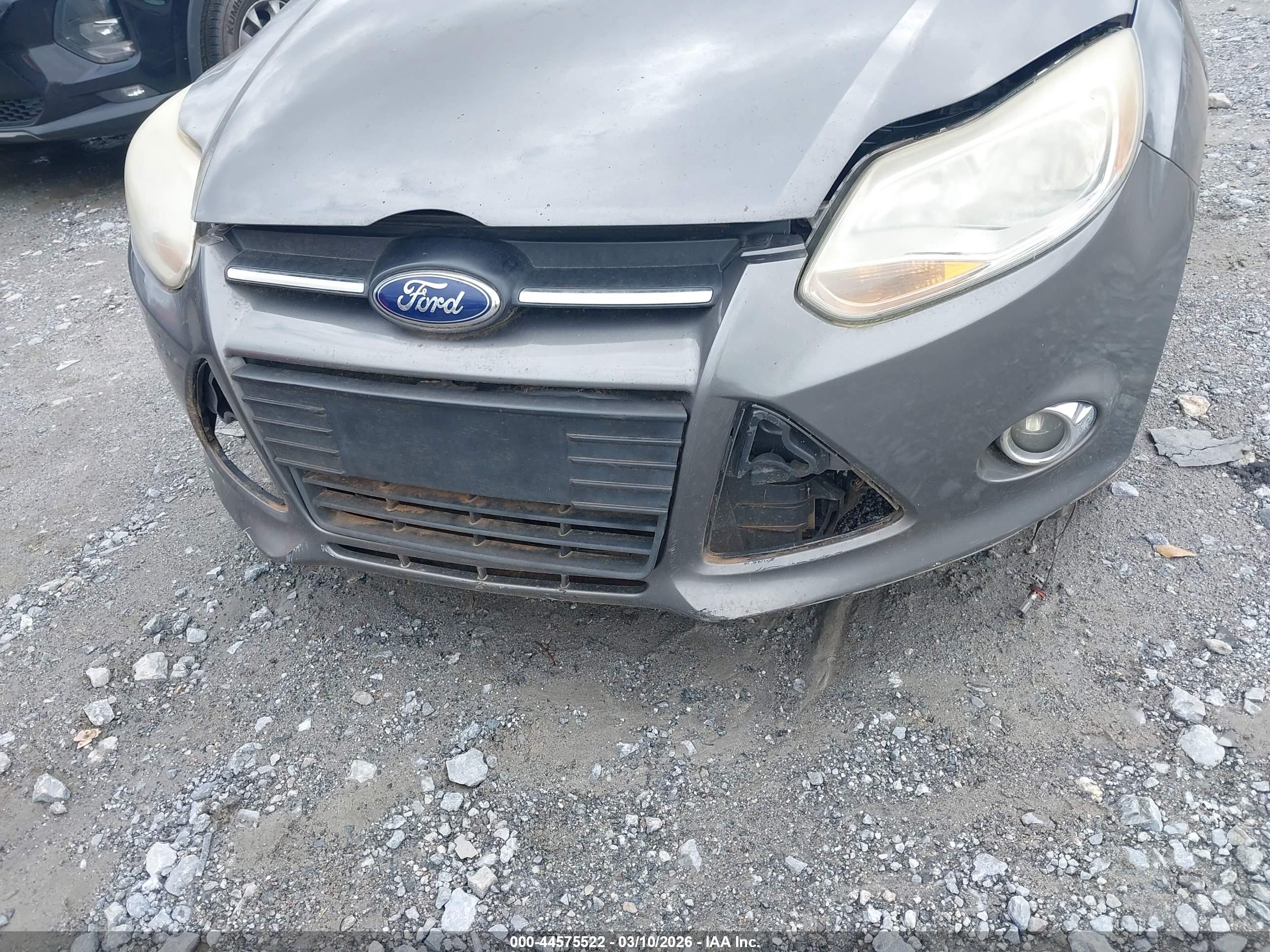 FORD FOCUS image 6