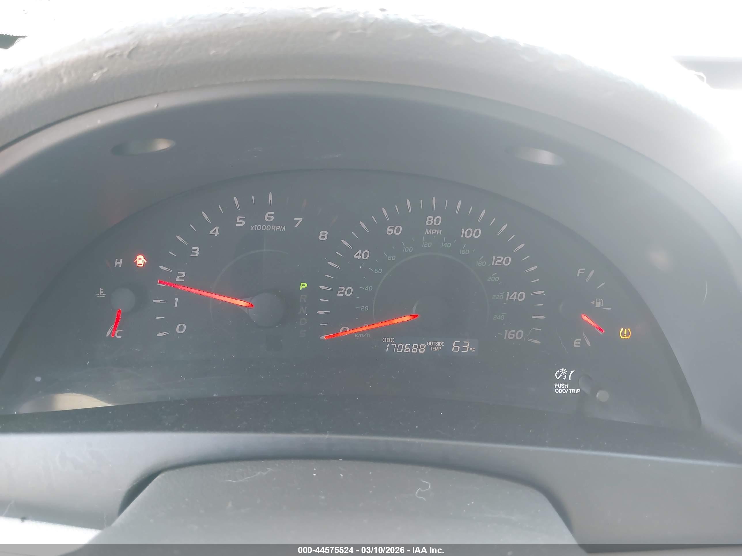 TOYOTA CAMRY image 7