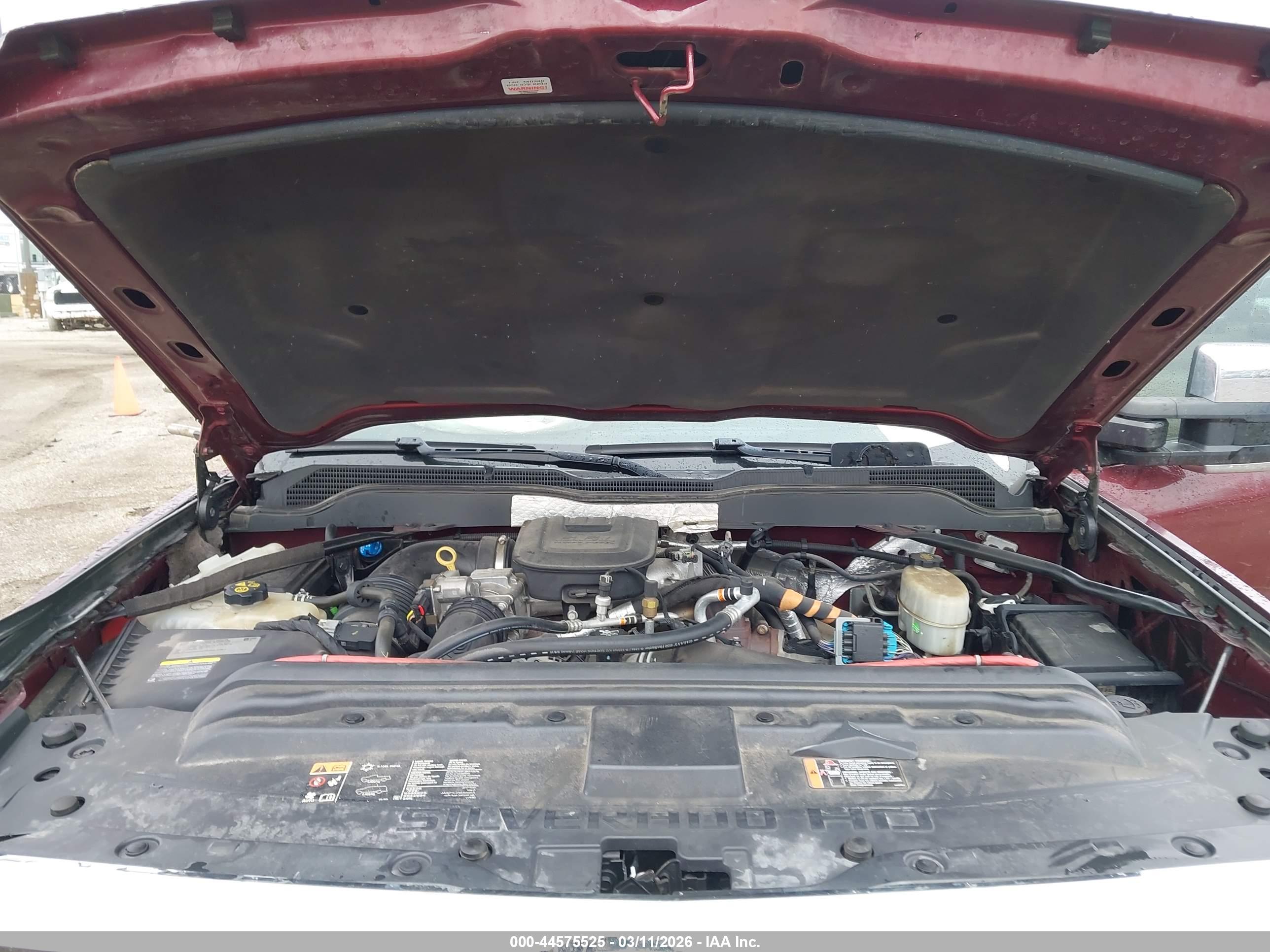 CHEVROLET SILVERADO image 10