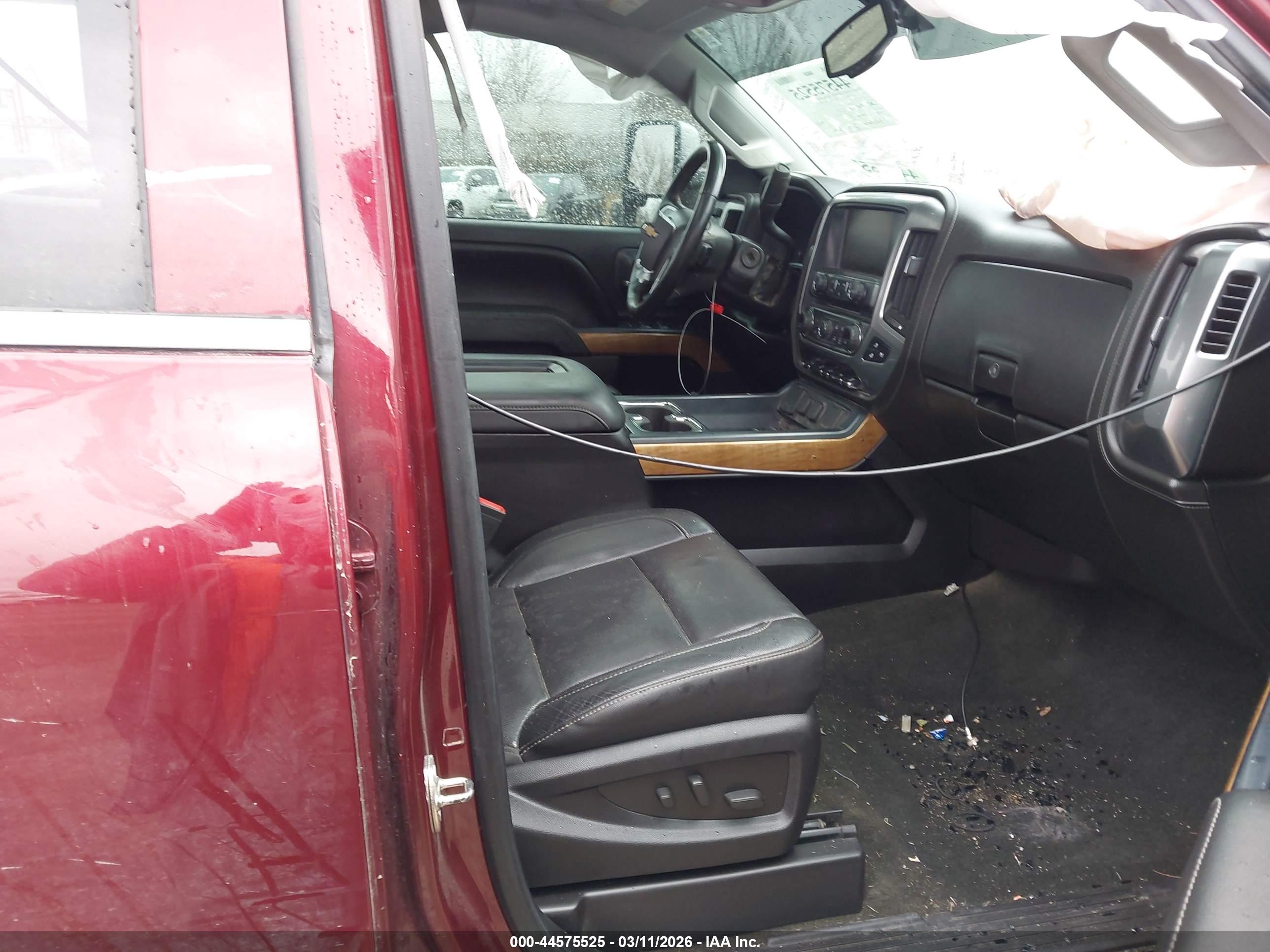 CHEVROLET SILVERADO image 5