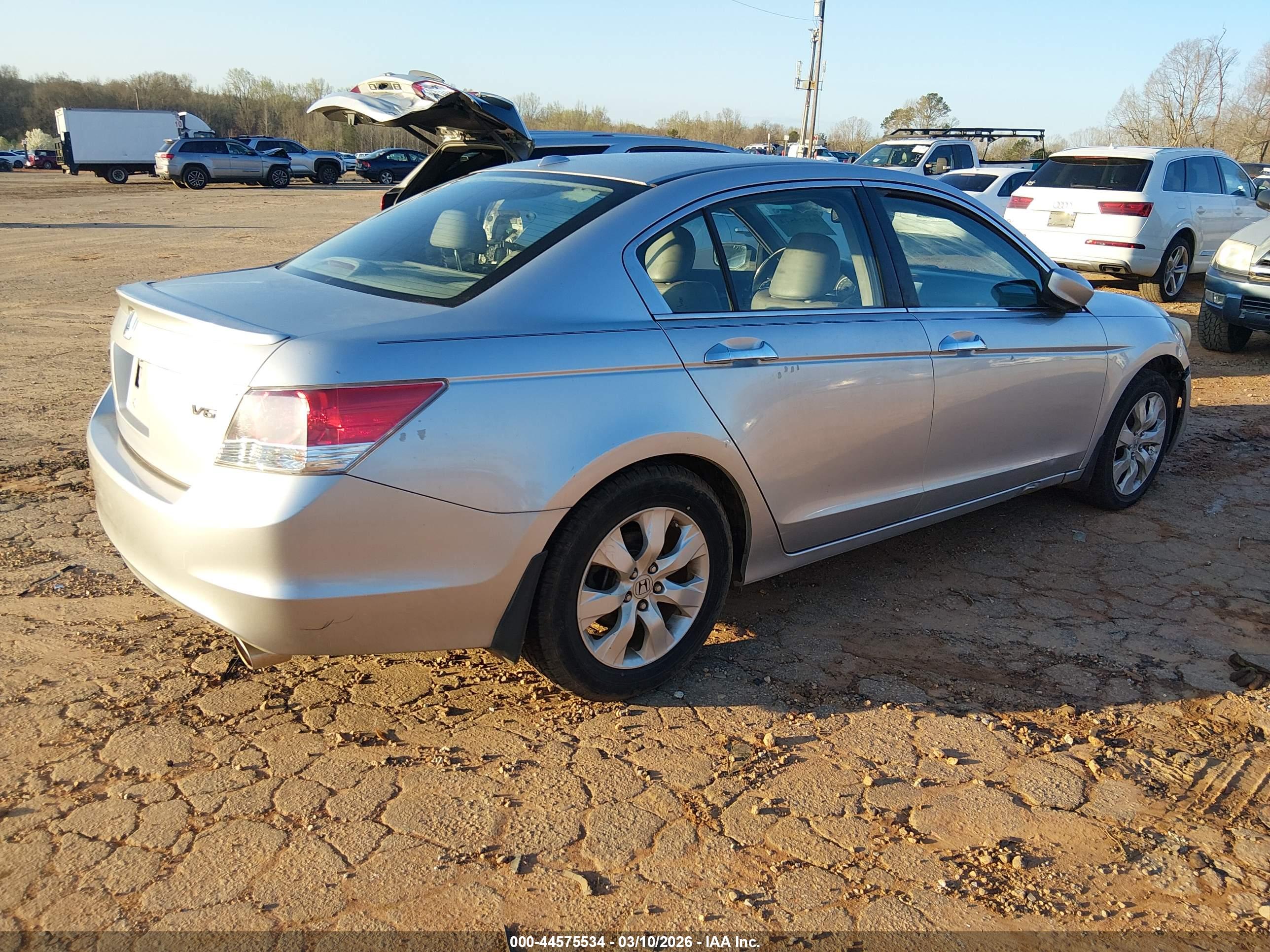 HONDA ACCORD image 4