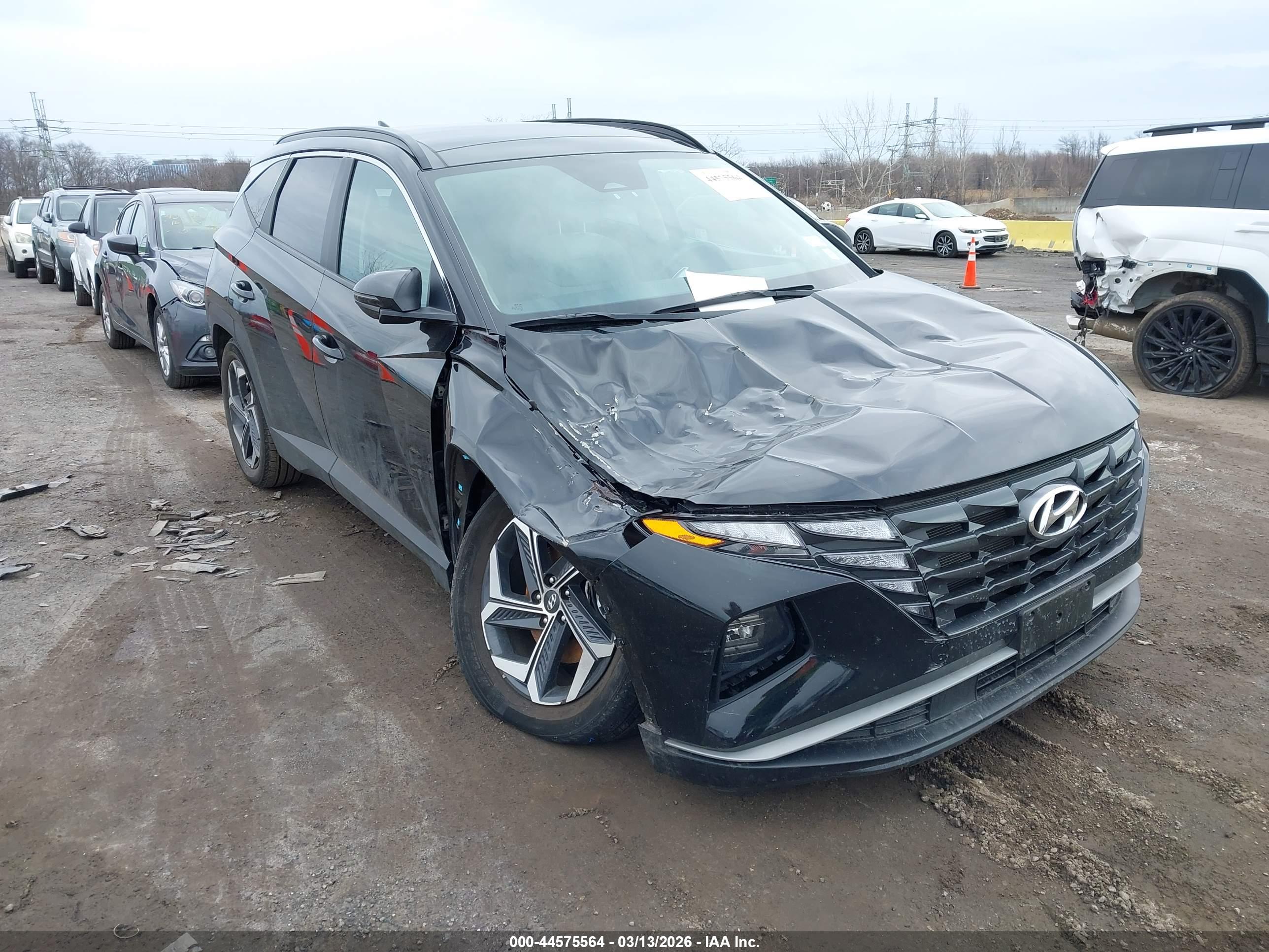 HYUNDAI TUCSON image 6