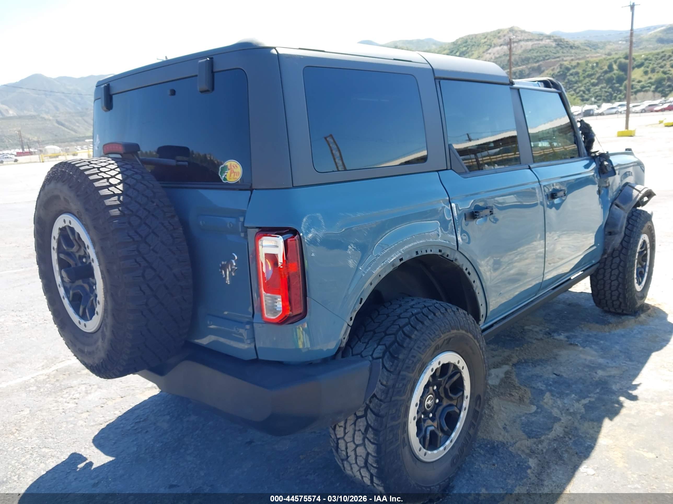 FORD BRONCO image 4