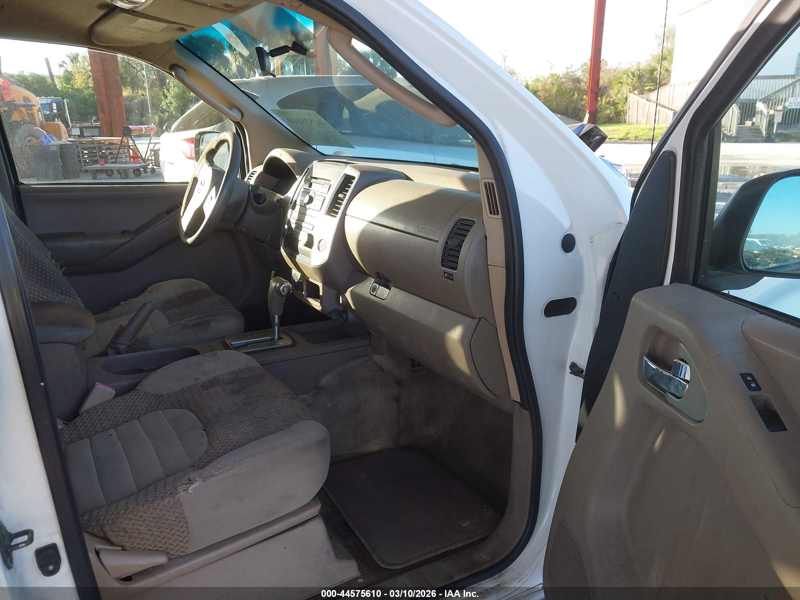 NISSAN FRONTIER image 5