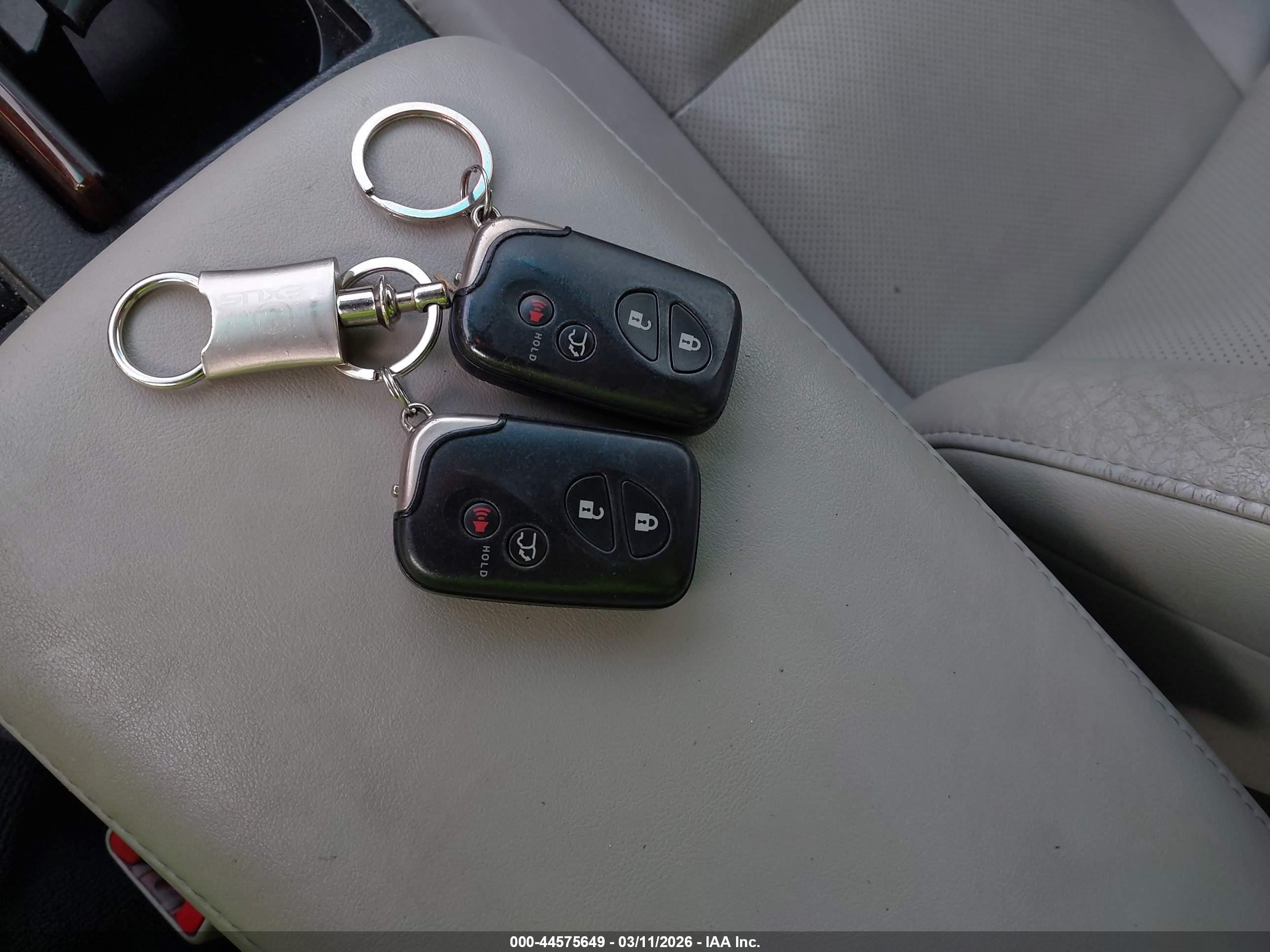 LEXUS RX image 11