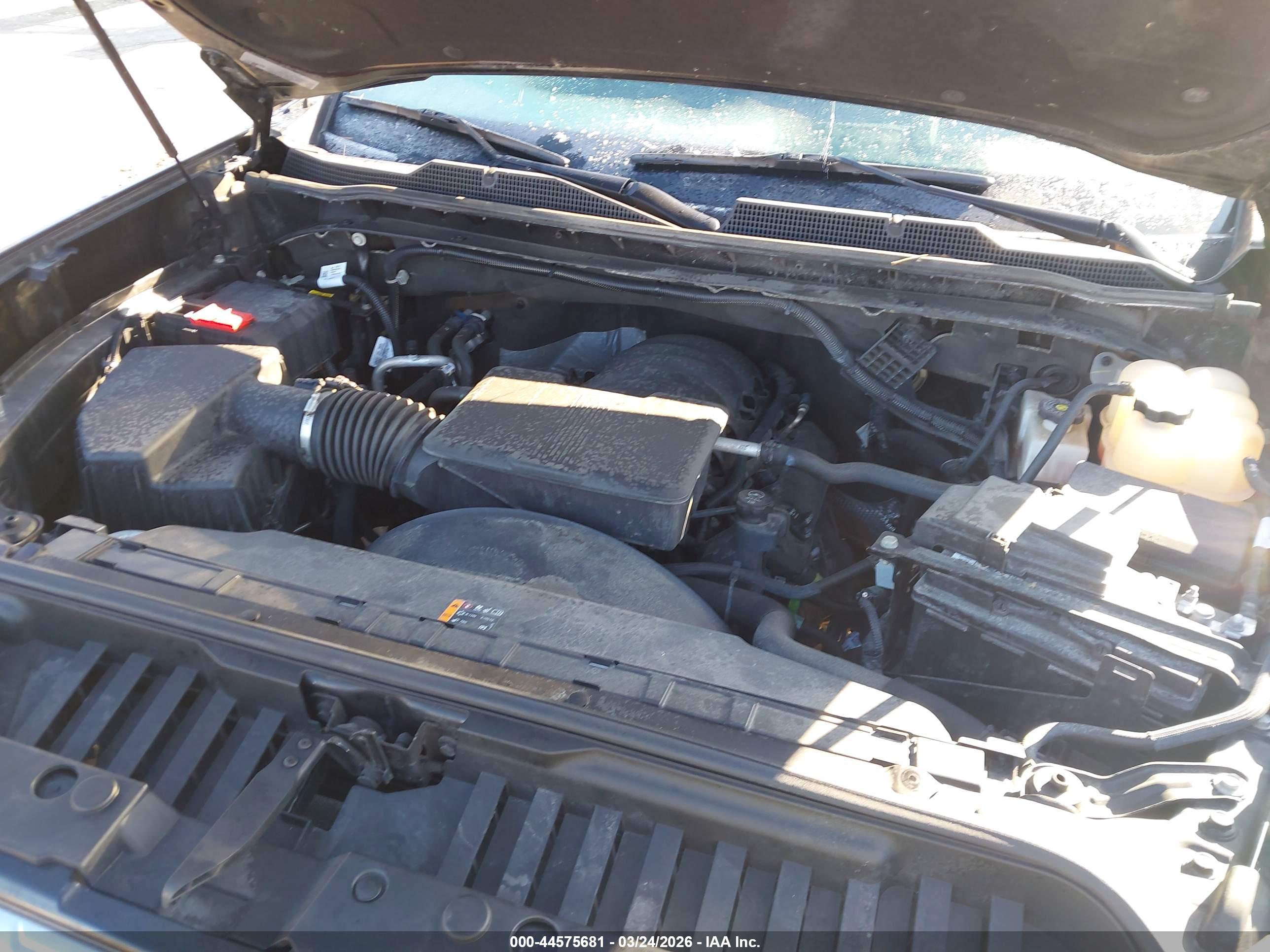 CHEVROLET SILVERADO image 10