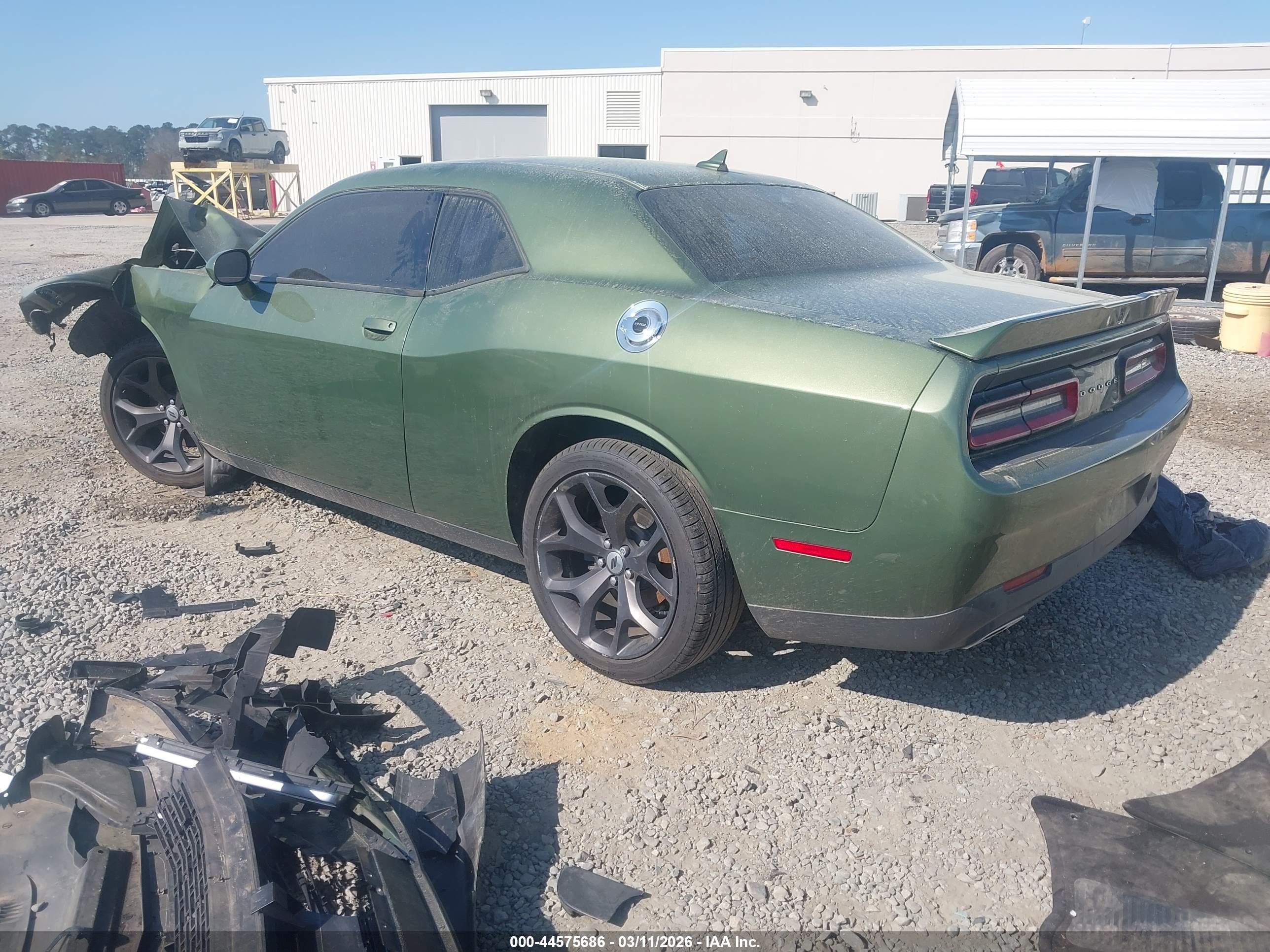 DODGE CHALLENGER image 3