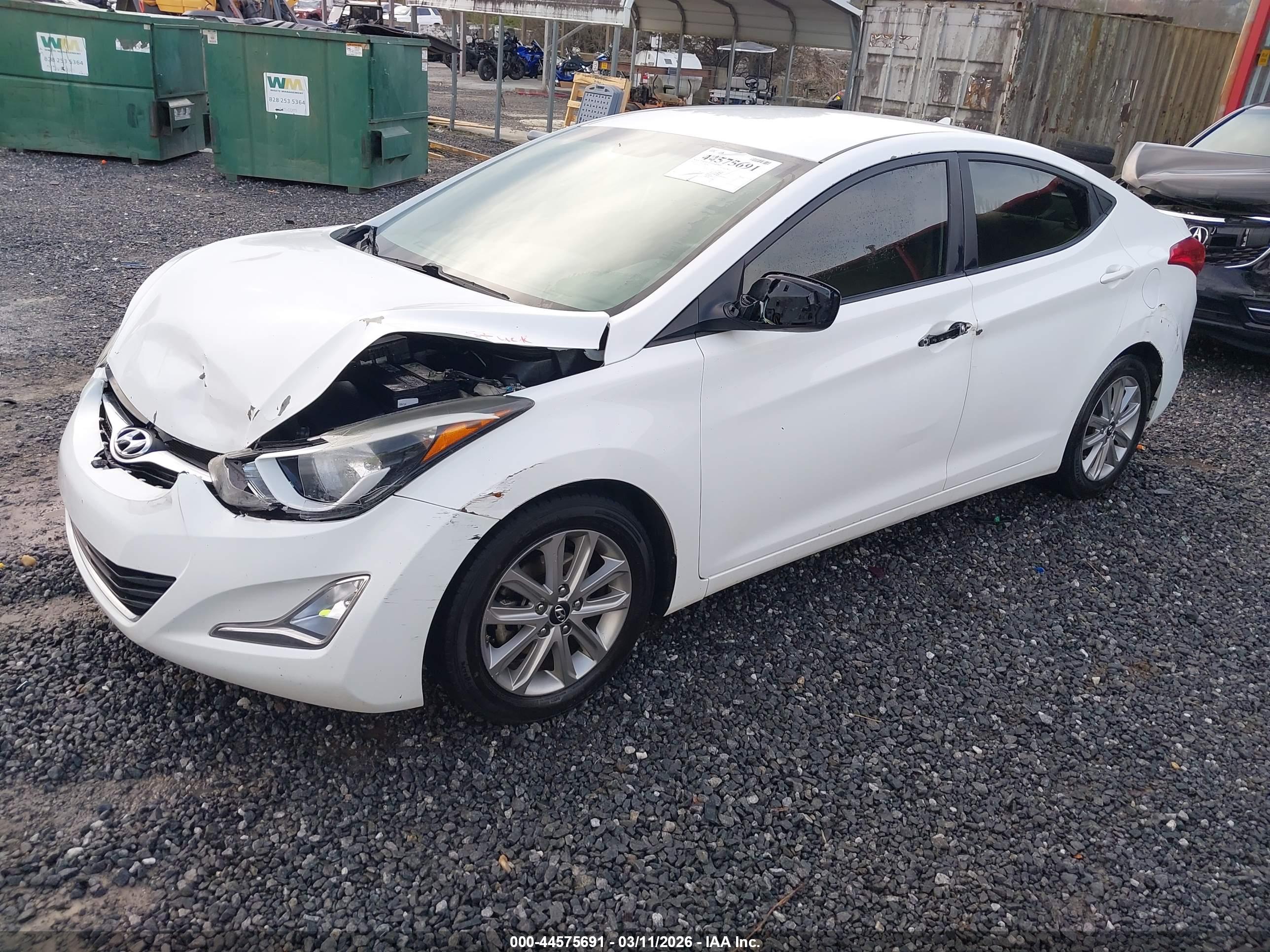 HYUNDAI ELANTRA image 2