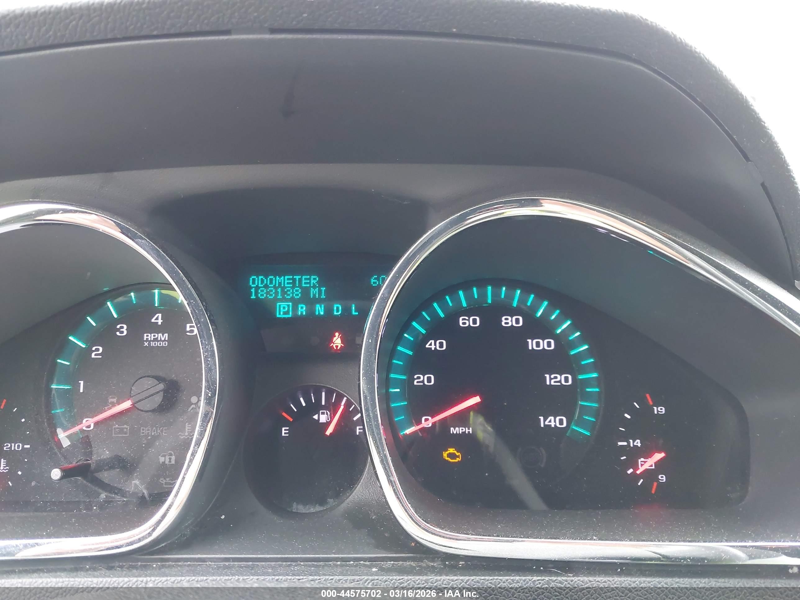 CHEVROLET TRAVERSE image 7