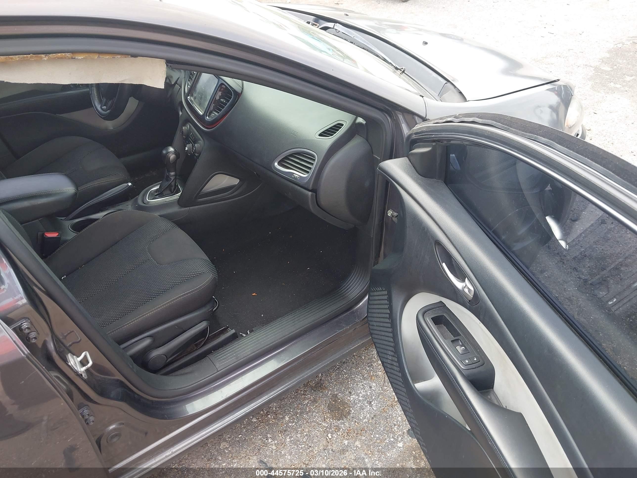 DODGE DART image 5