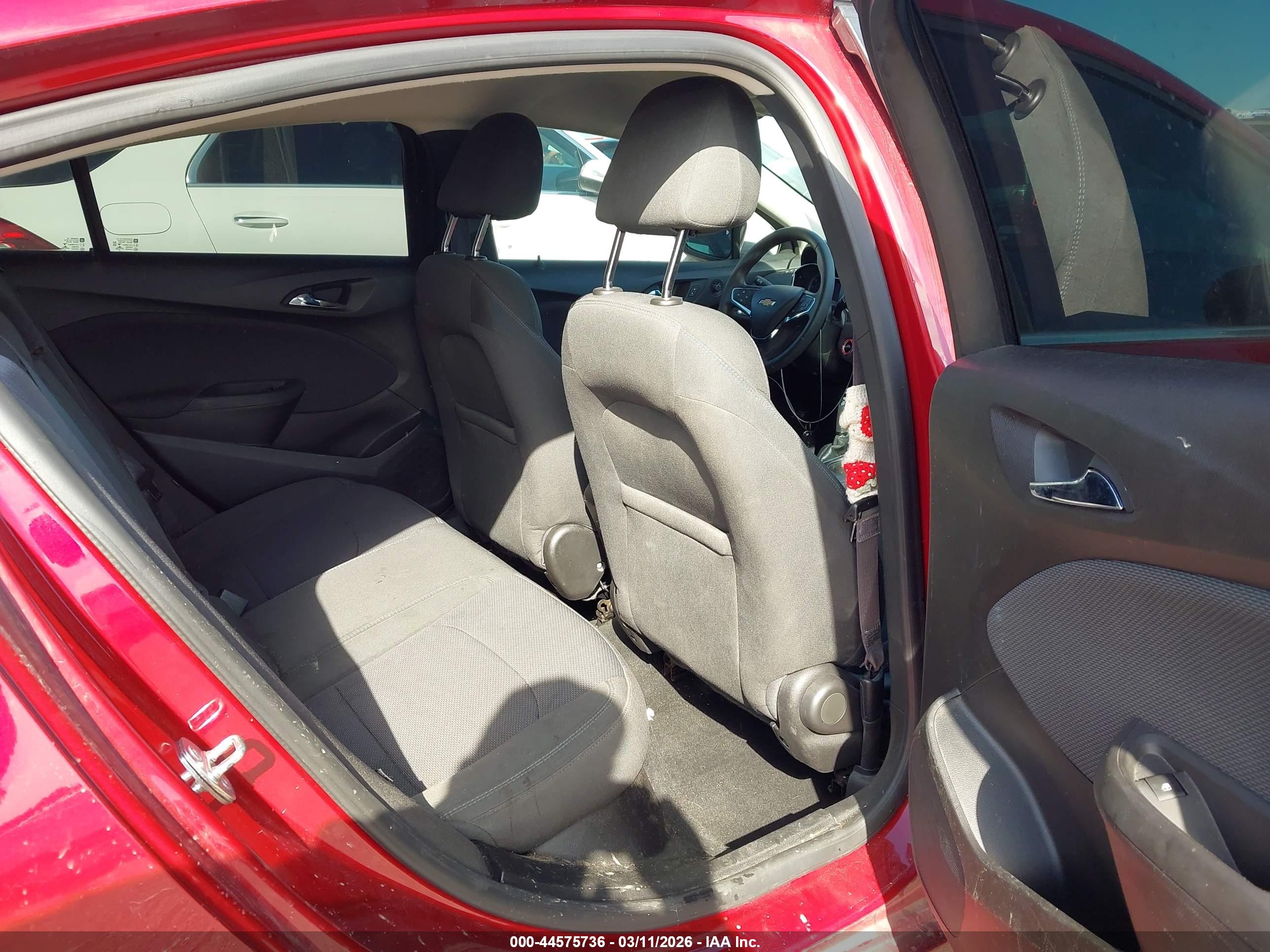 CHEVROLET CRUZE image 8