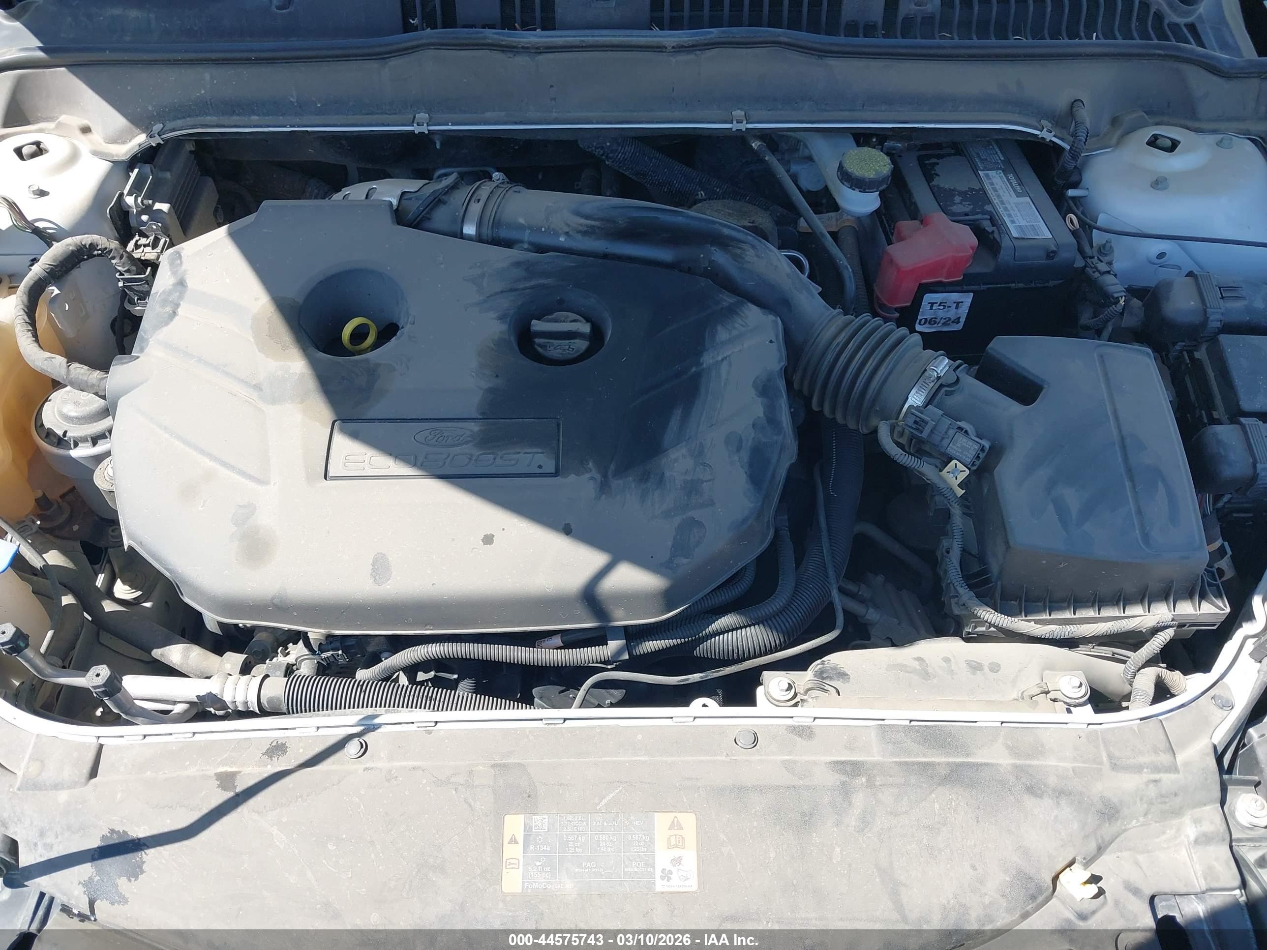 FORD FUSION image 10