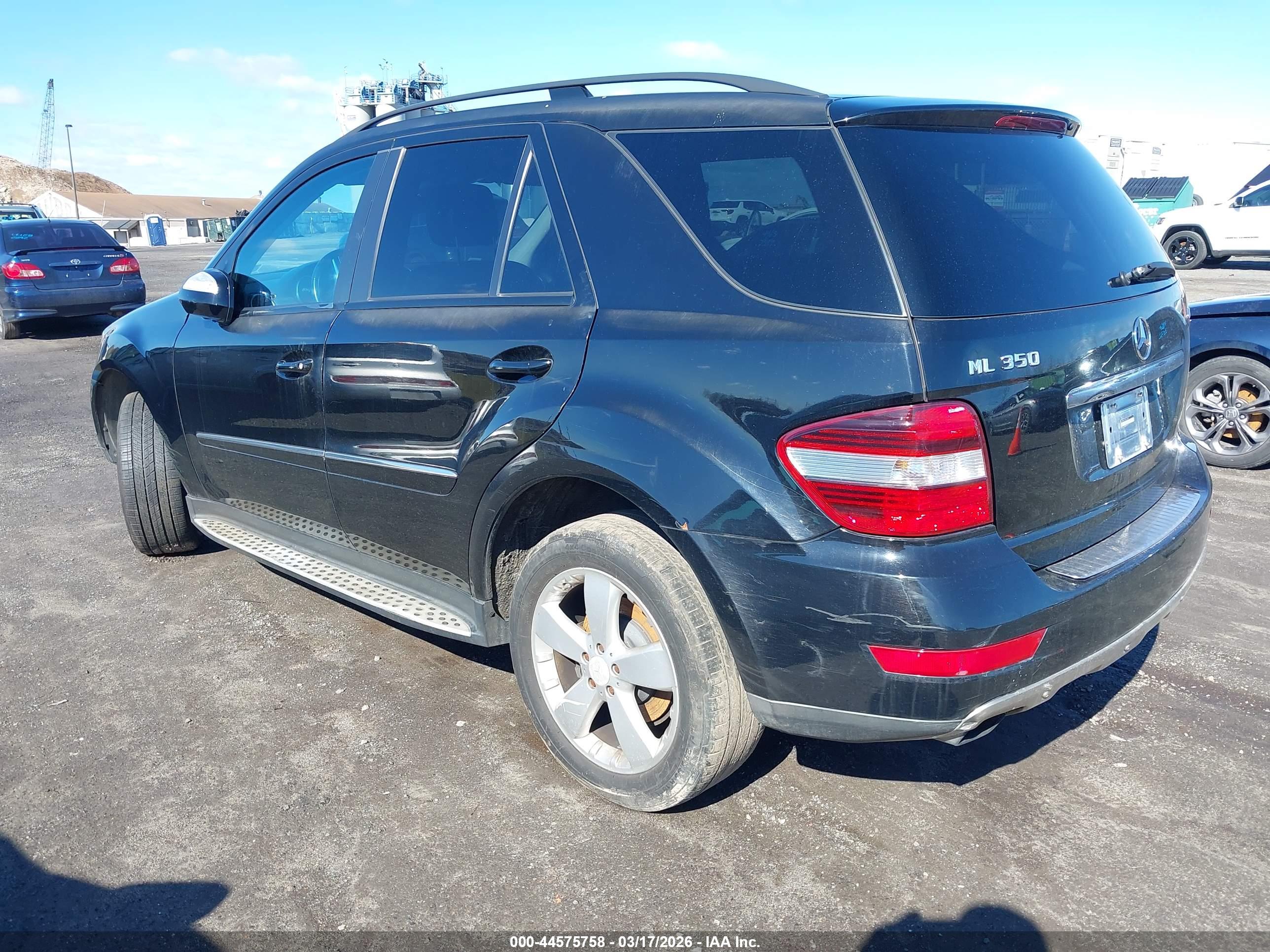 MERCEDES-BENZ ML image 3