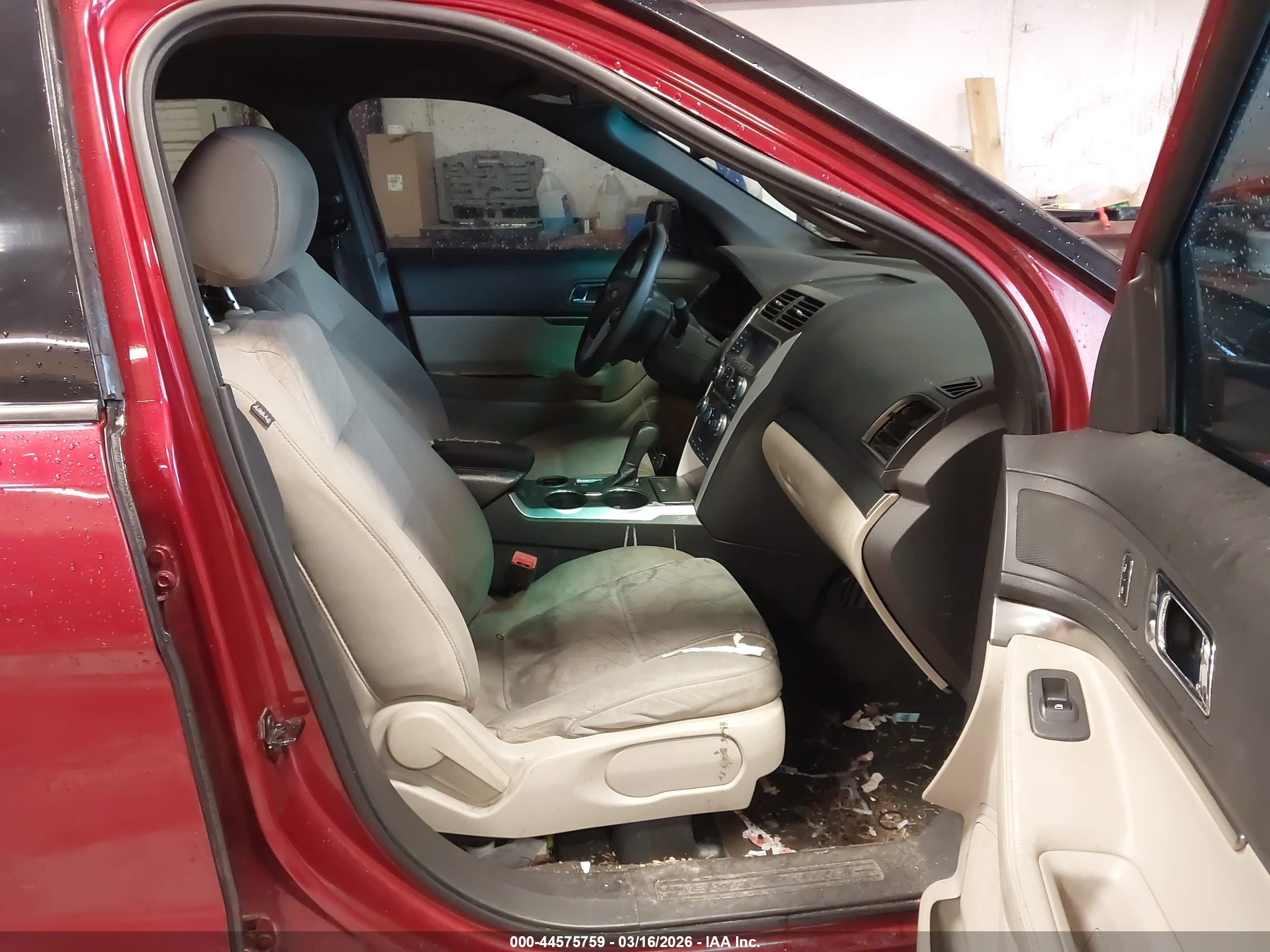 FORD EXPLORER image 5