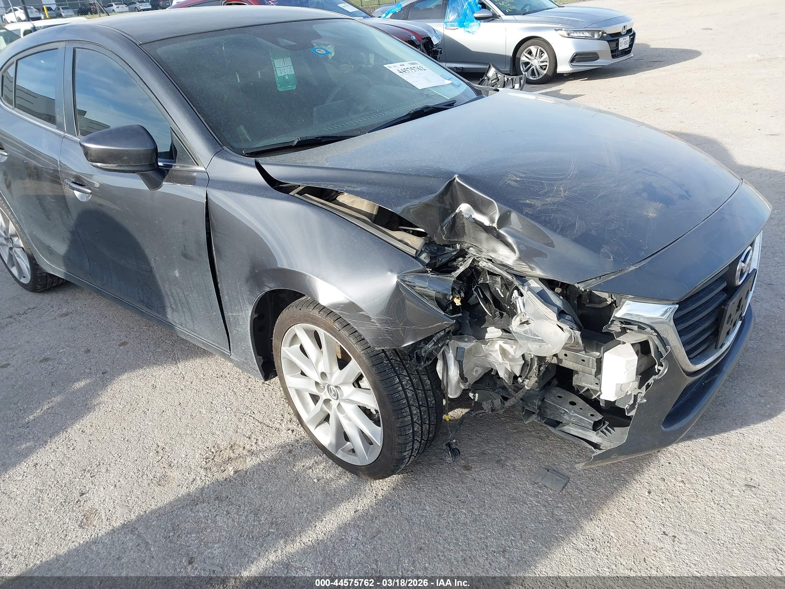MAZDA MAZDA3 image 6