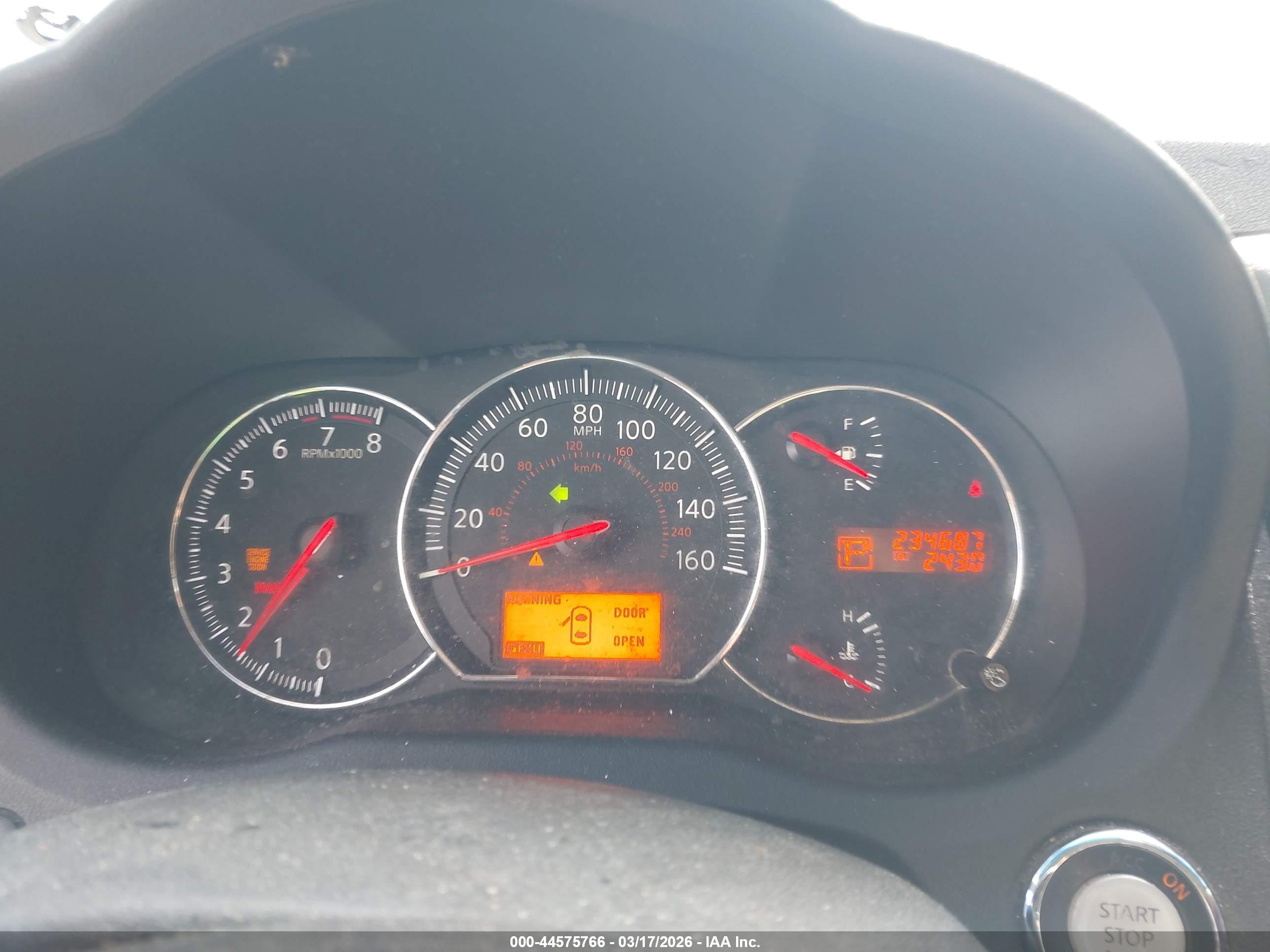 NISSAN MAXIMA image 7