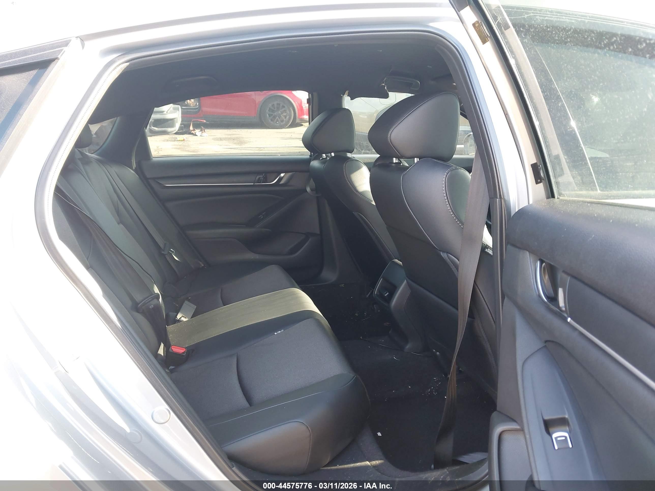 HONDA ACCORD image 8