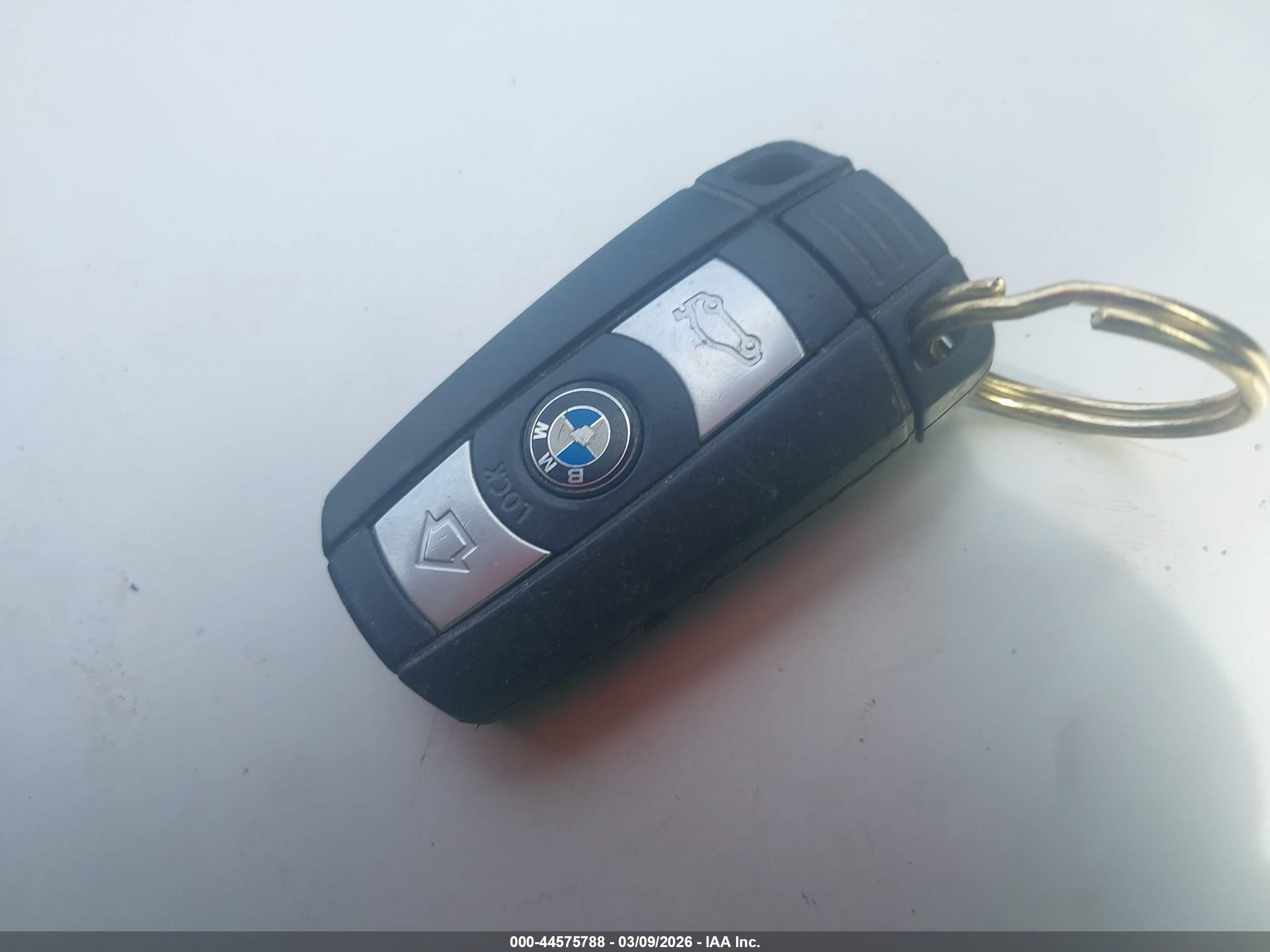 BMW 328I image 11
