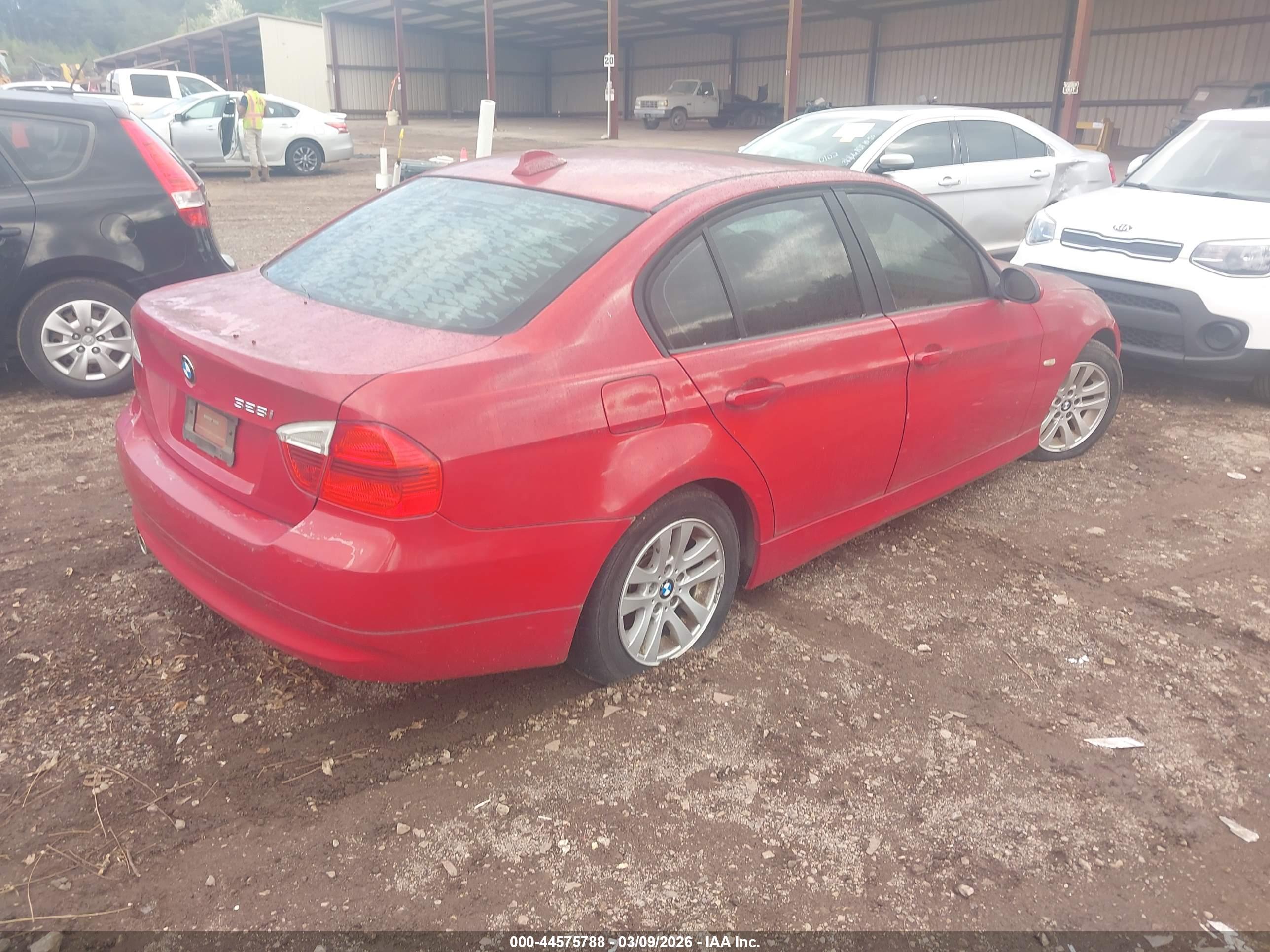 BMW 328I image 4