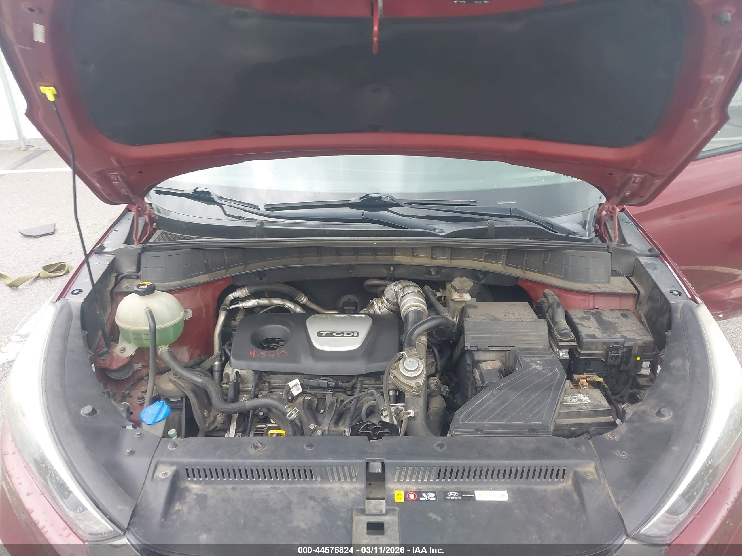 HYUNDAI TUCSON image 10