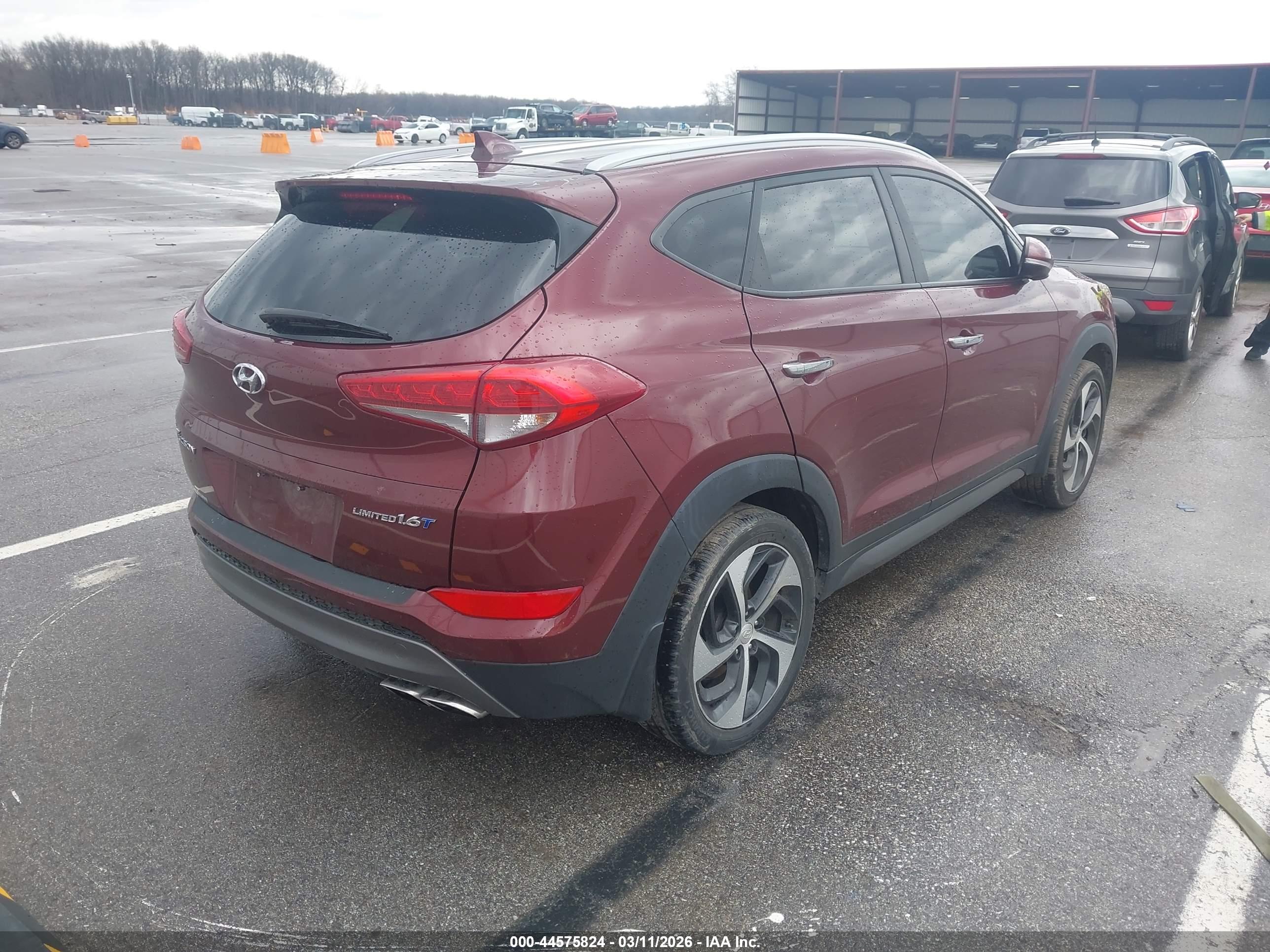HYUNDAI TUCSON image 4