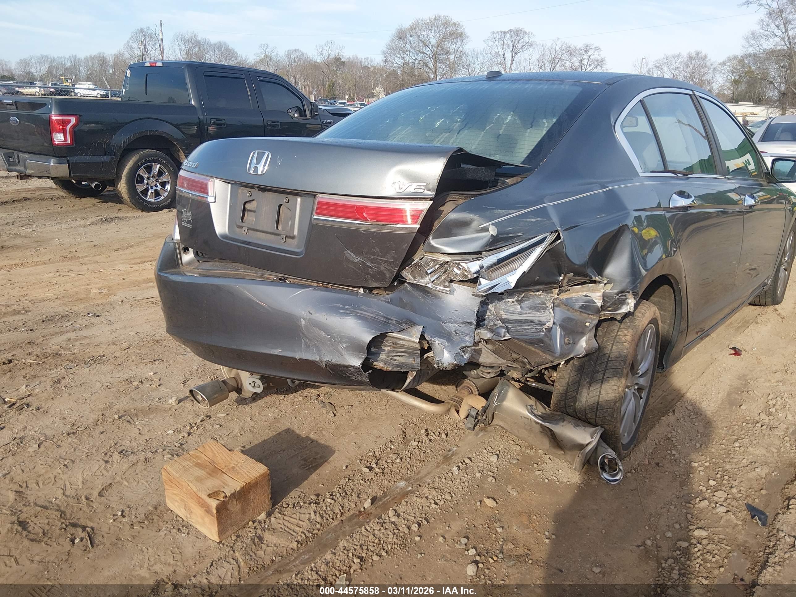 HONDA ACCORD image 6