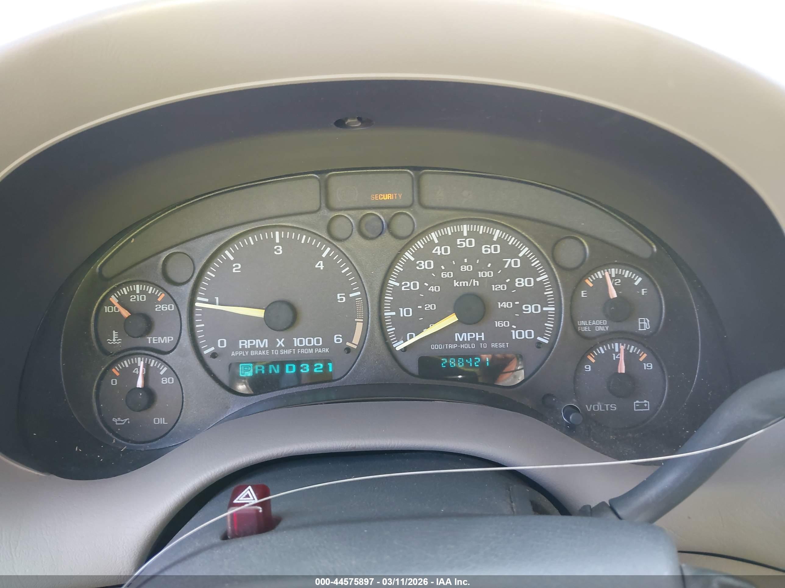 CHEVROLET BLAZER image 7