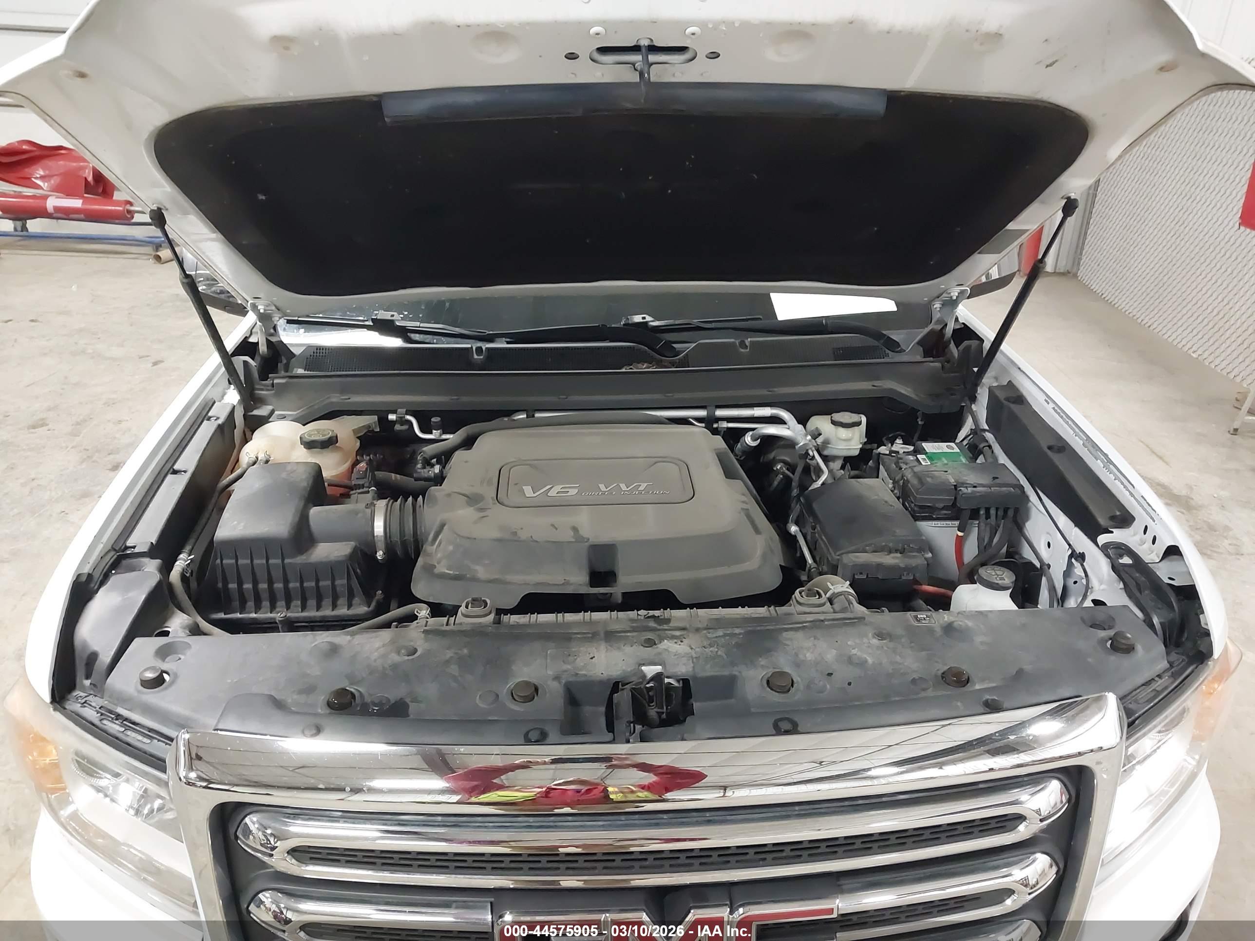 GMC CANYON image 10