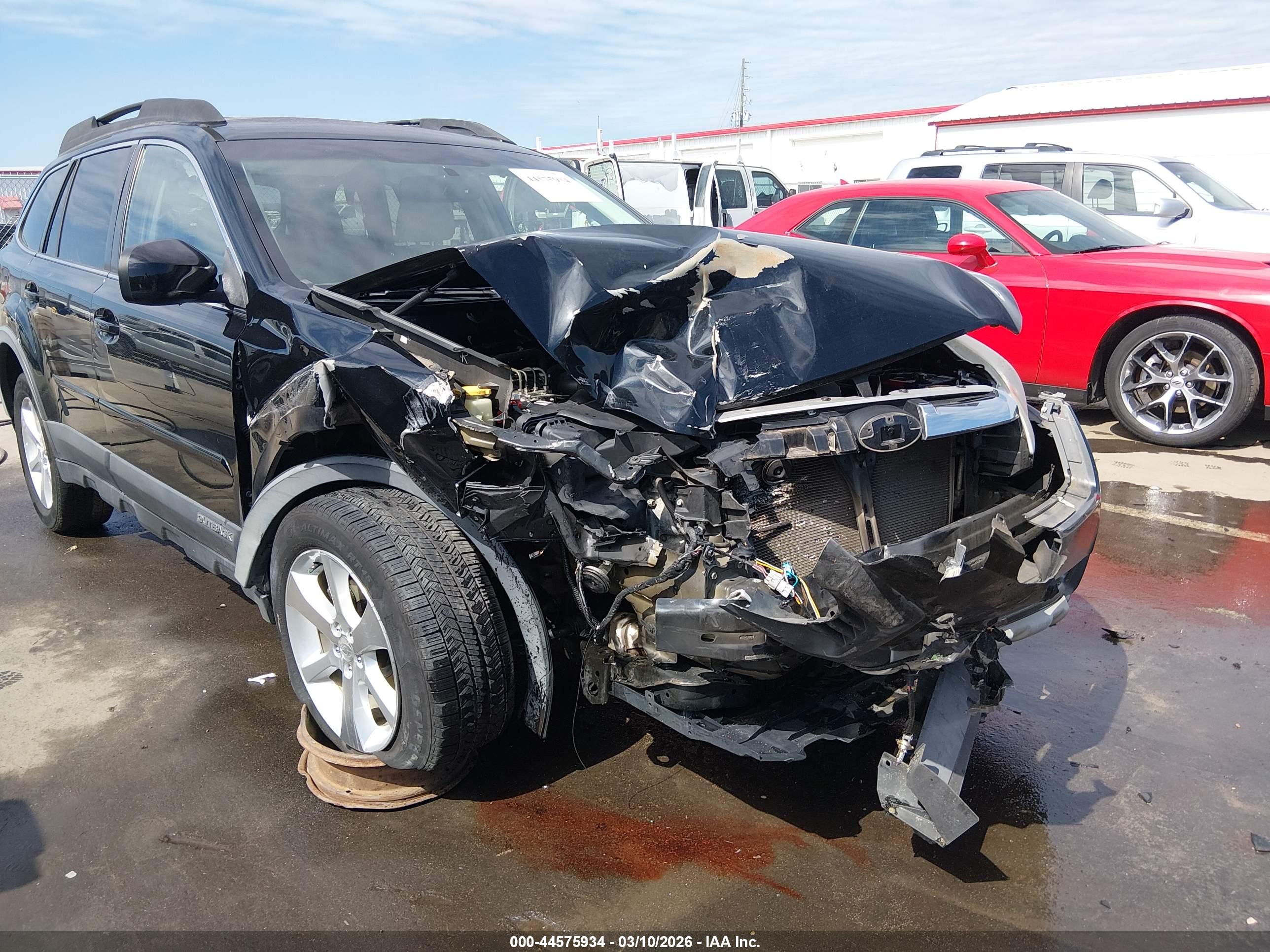 SUBARU OUTBACK image 6