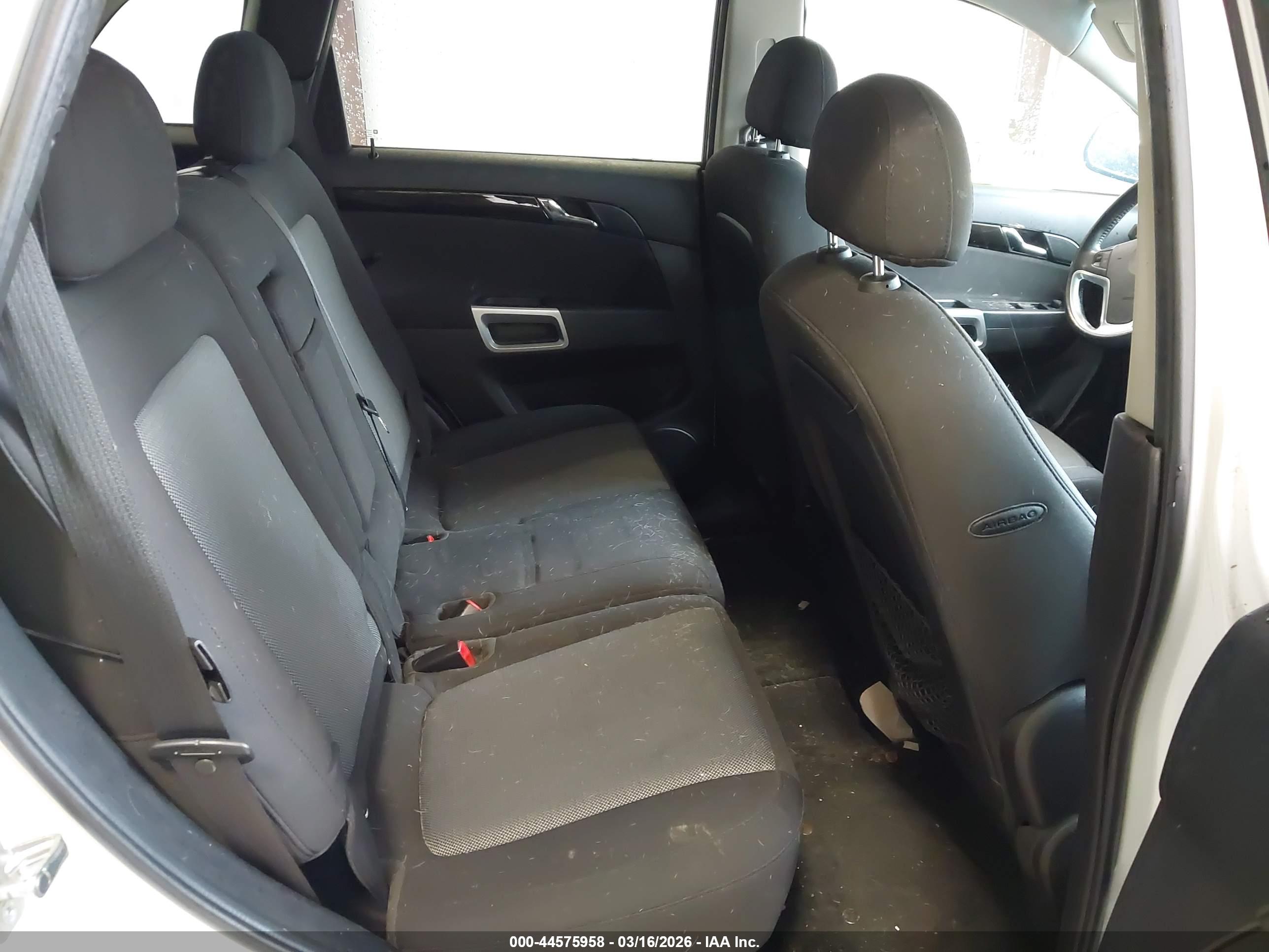 CHEVROLET CAPTIVA image 8