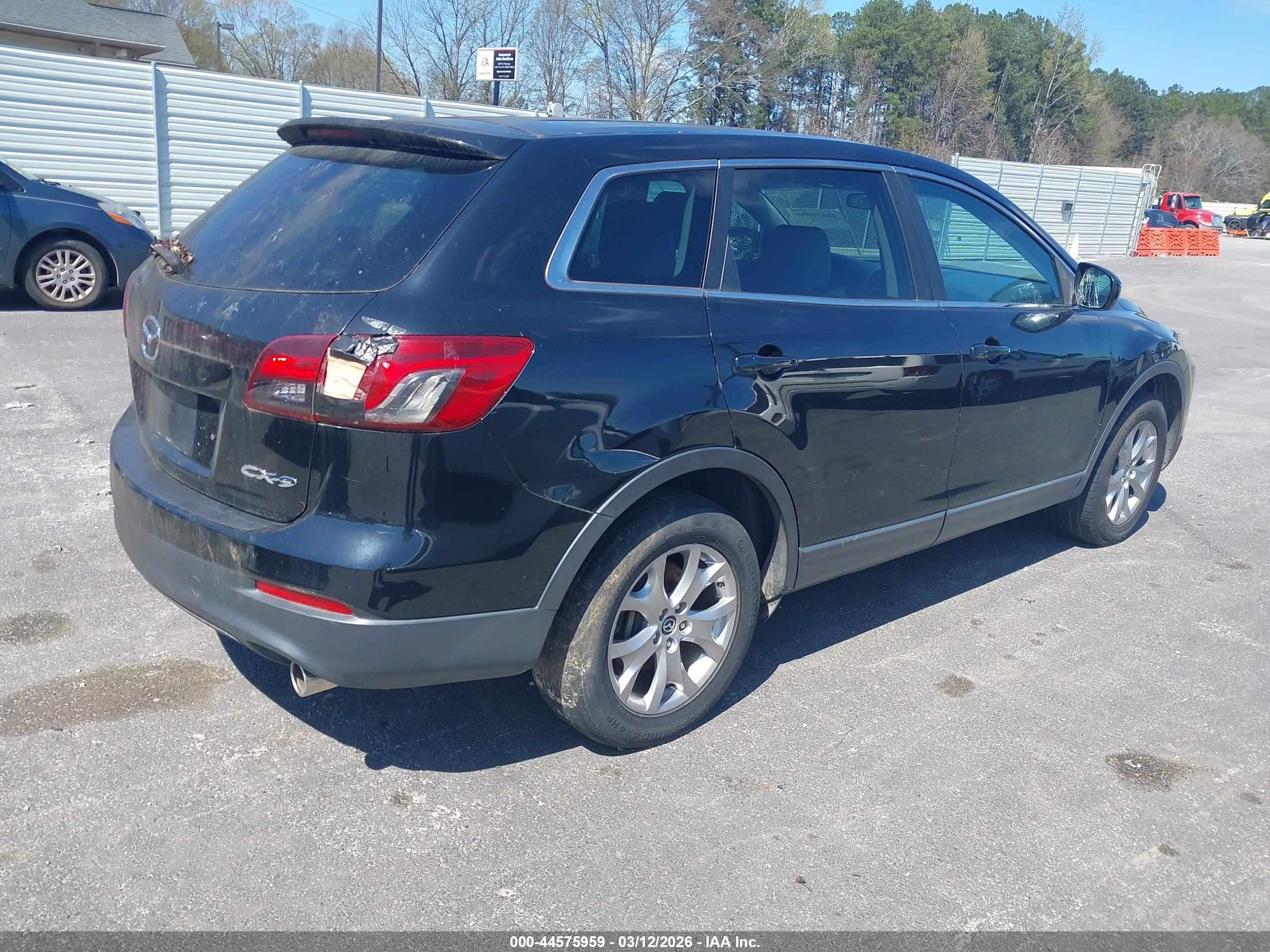 MAZDA CX-9 image 4