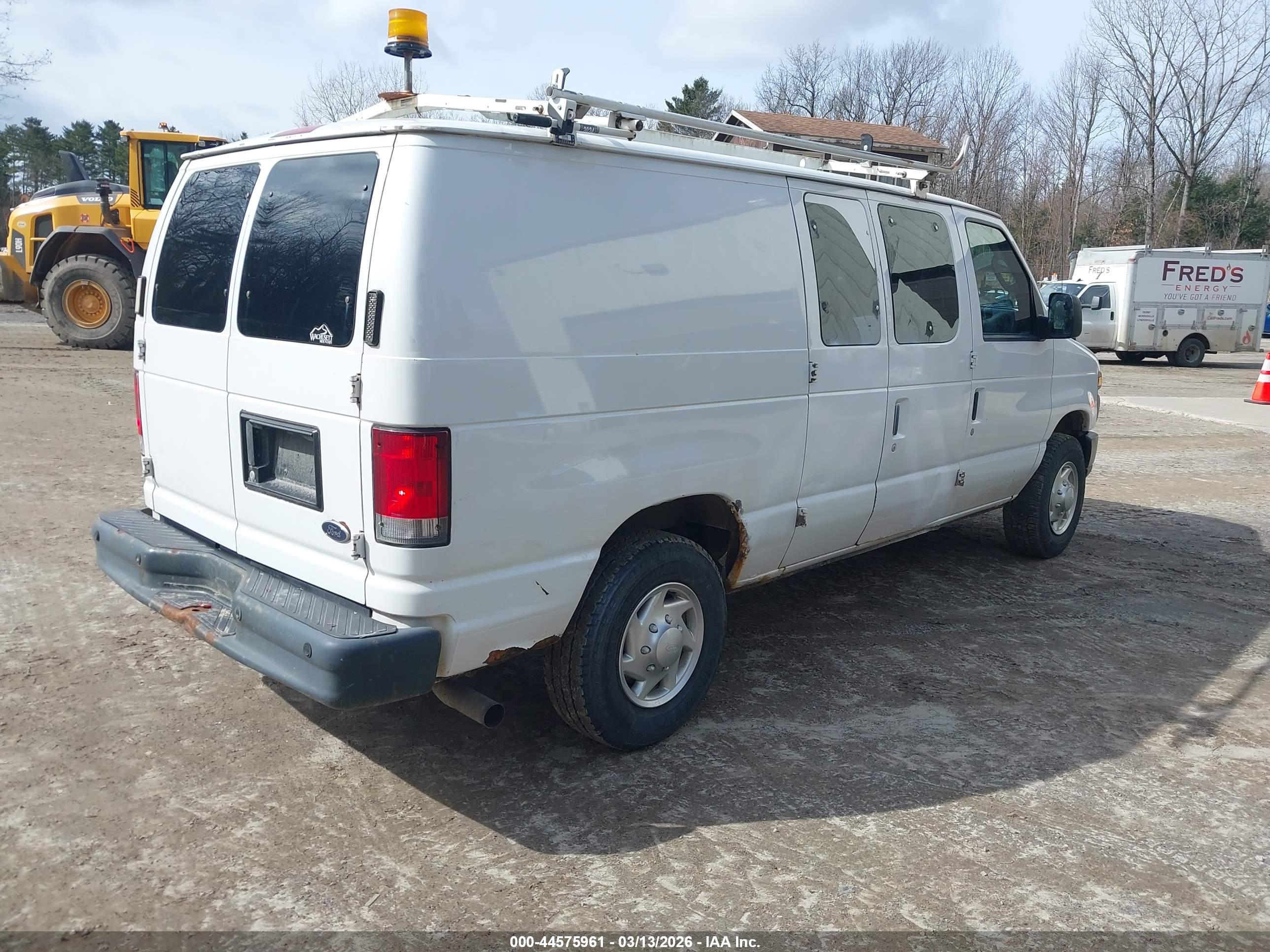FORD E-250 image 4