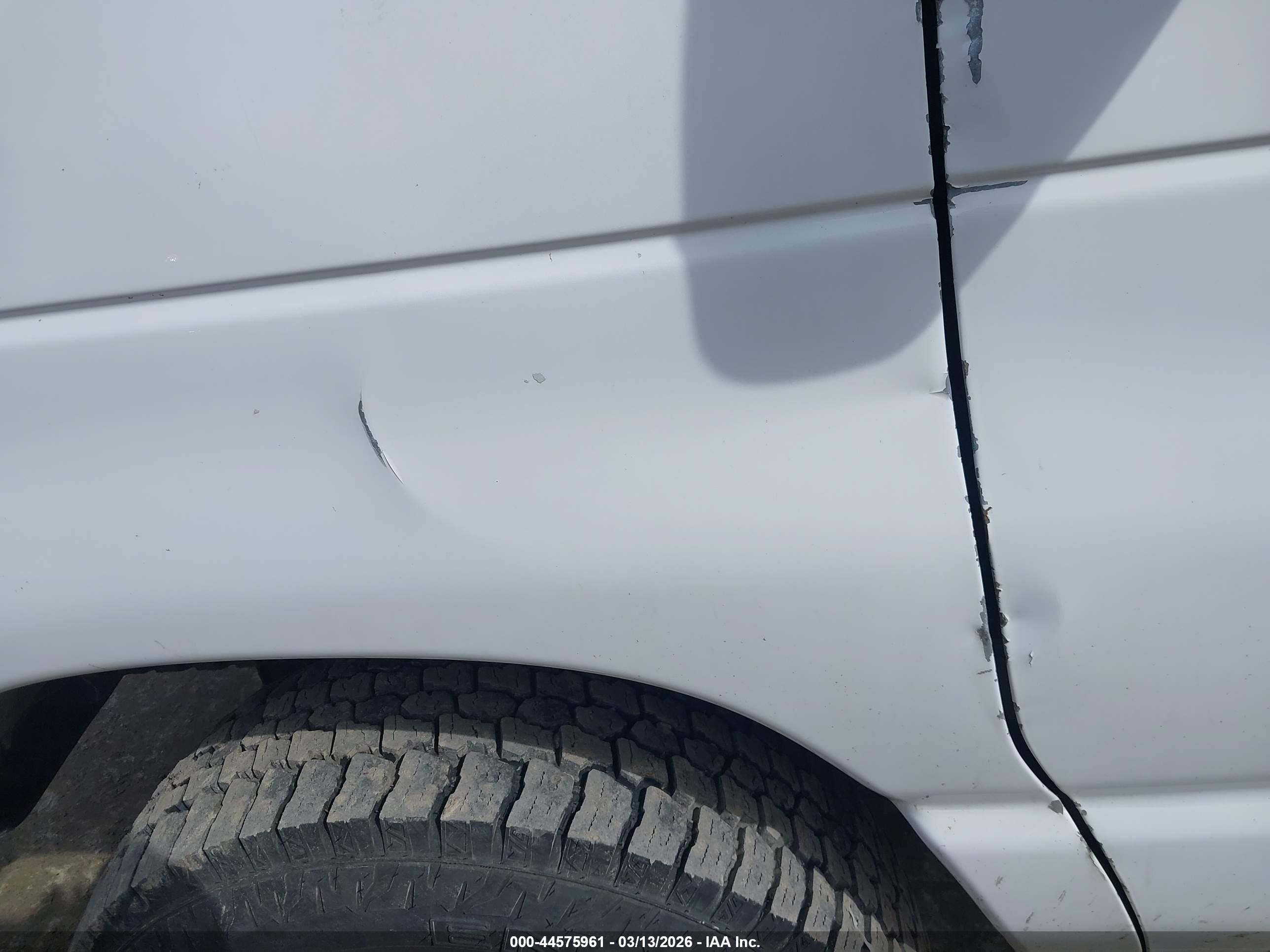 FORD E-250 image 6