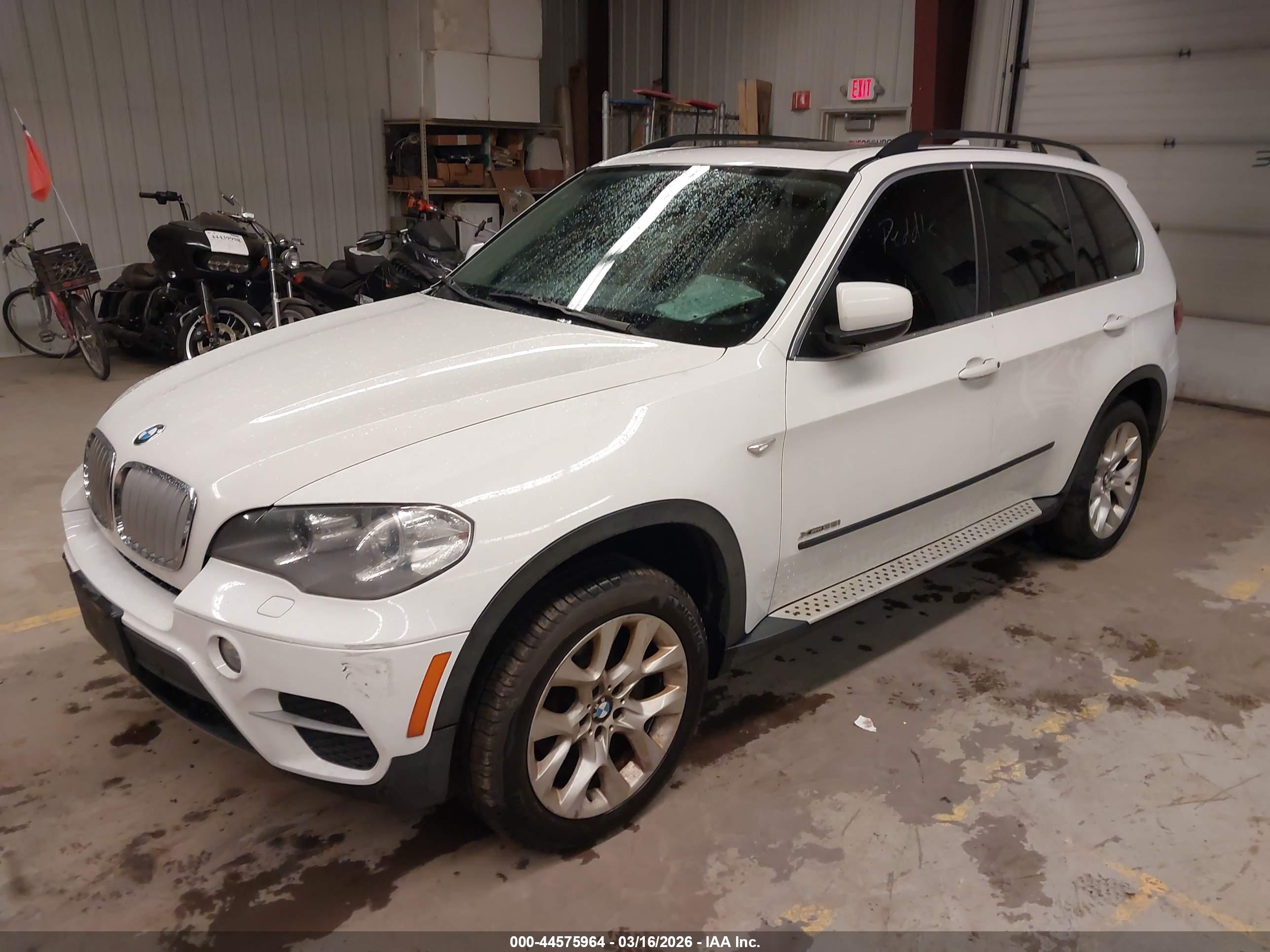 BMW X5 image 2