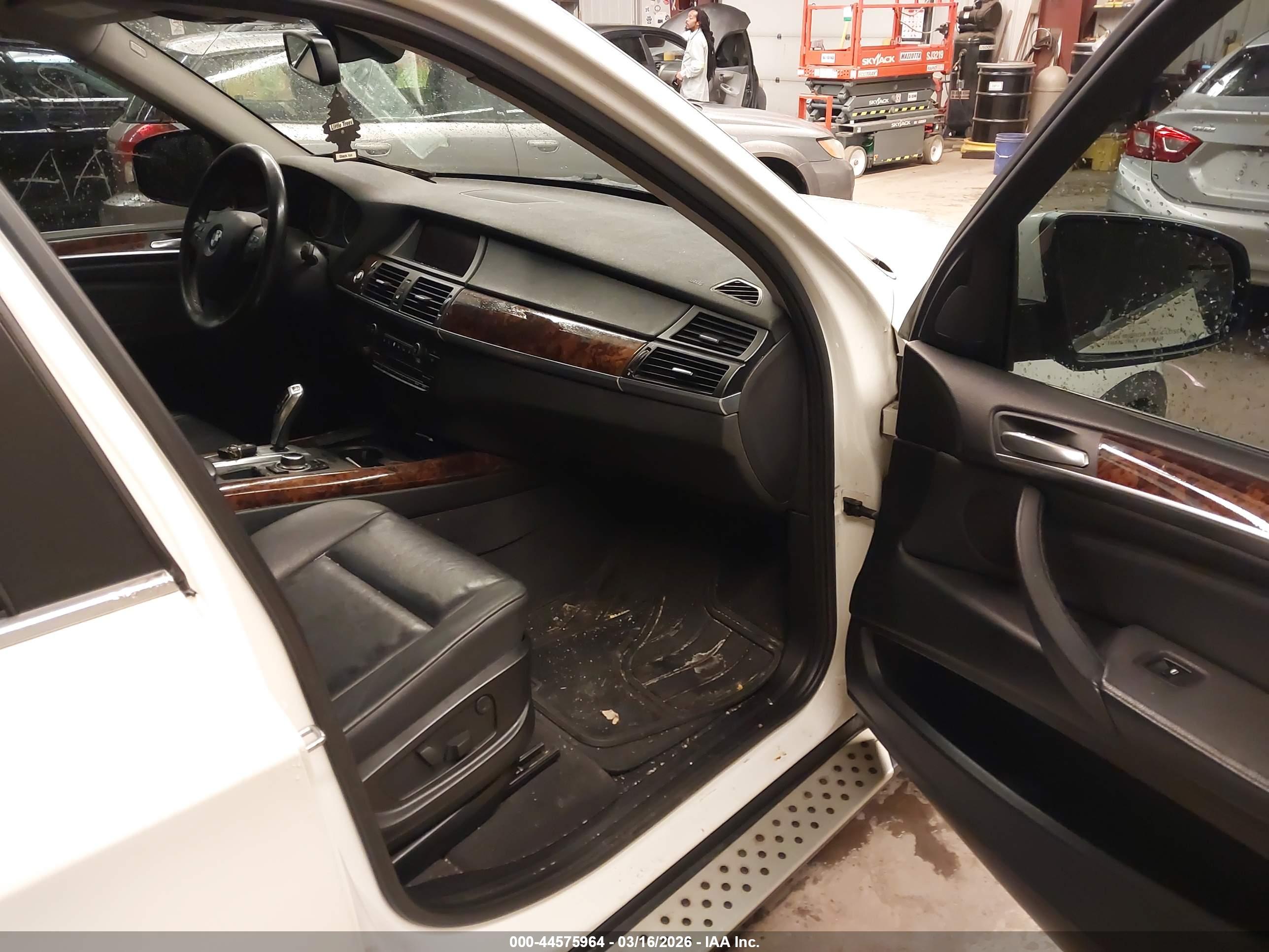 BMW X5 image 5