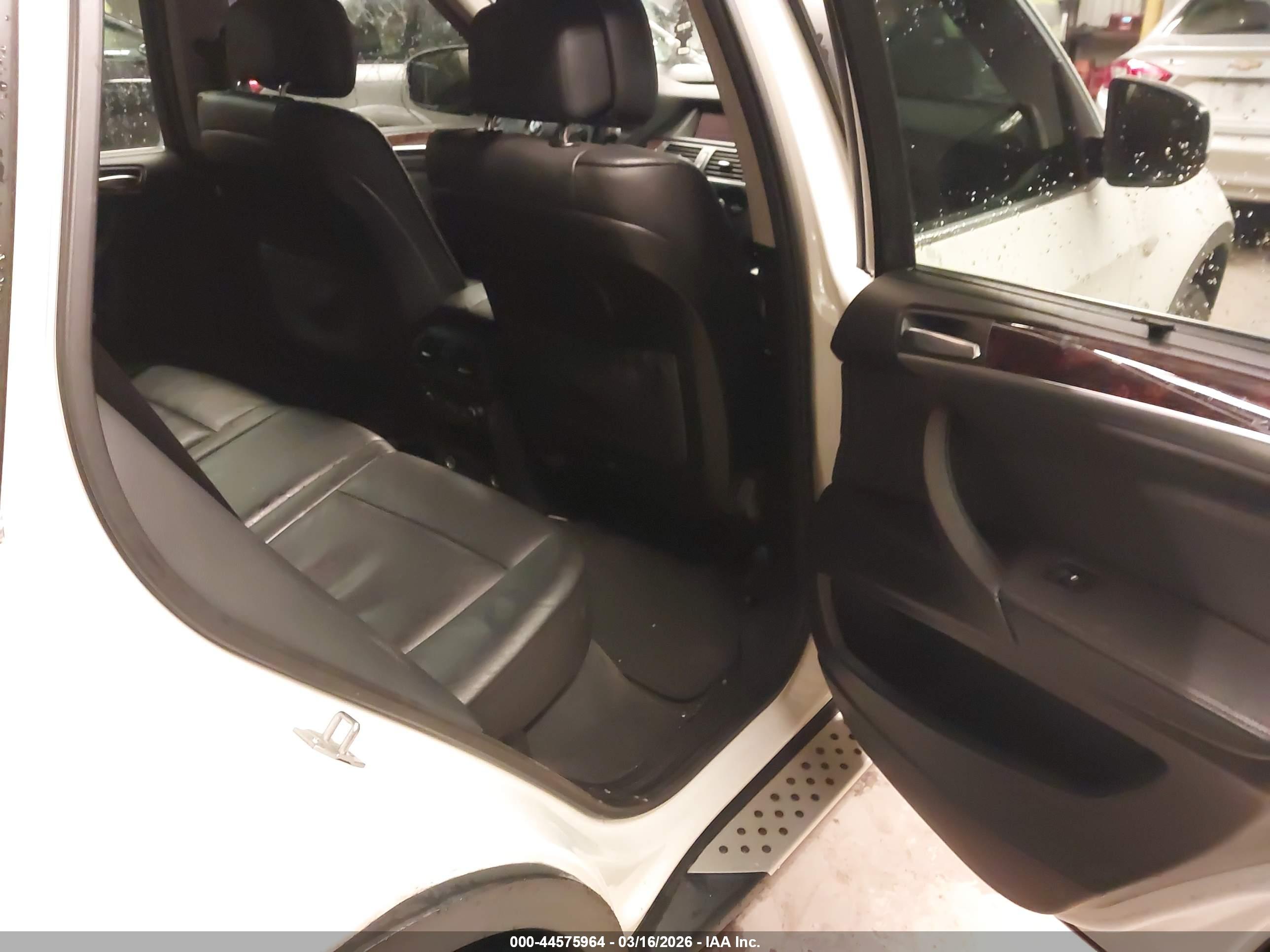 BMW X5 image 8