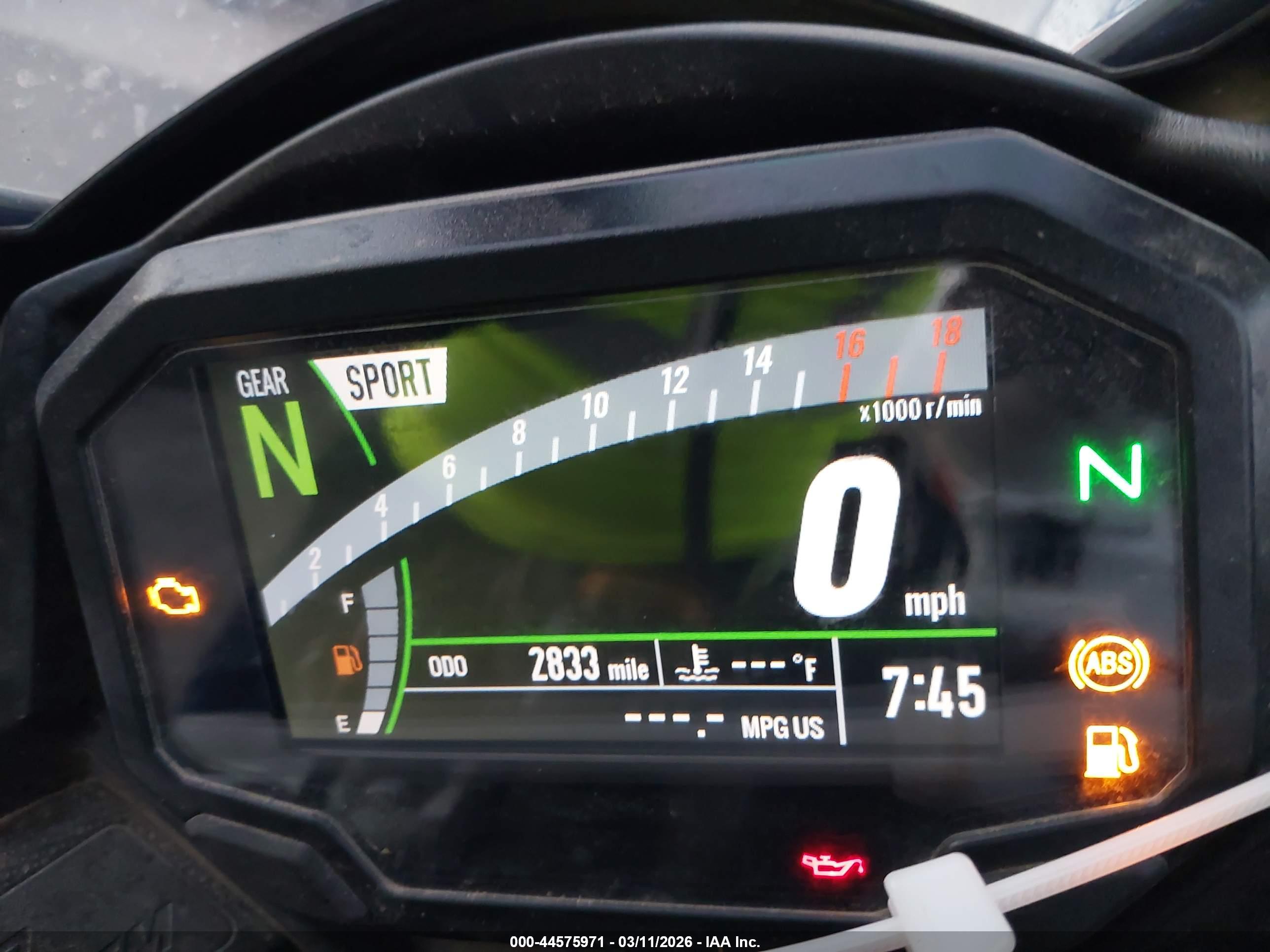 KAWASAKI ZX400 image 7