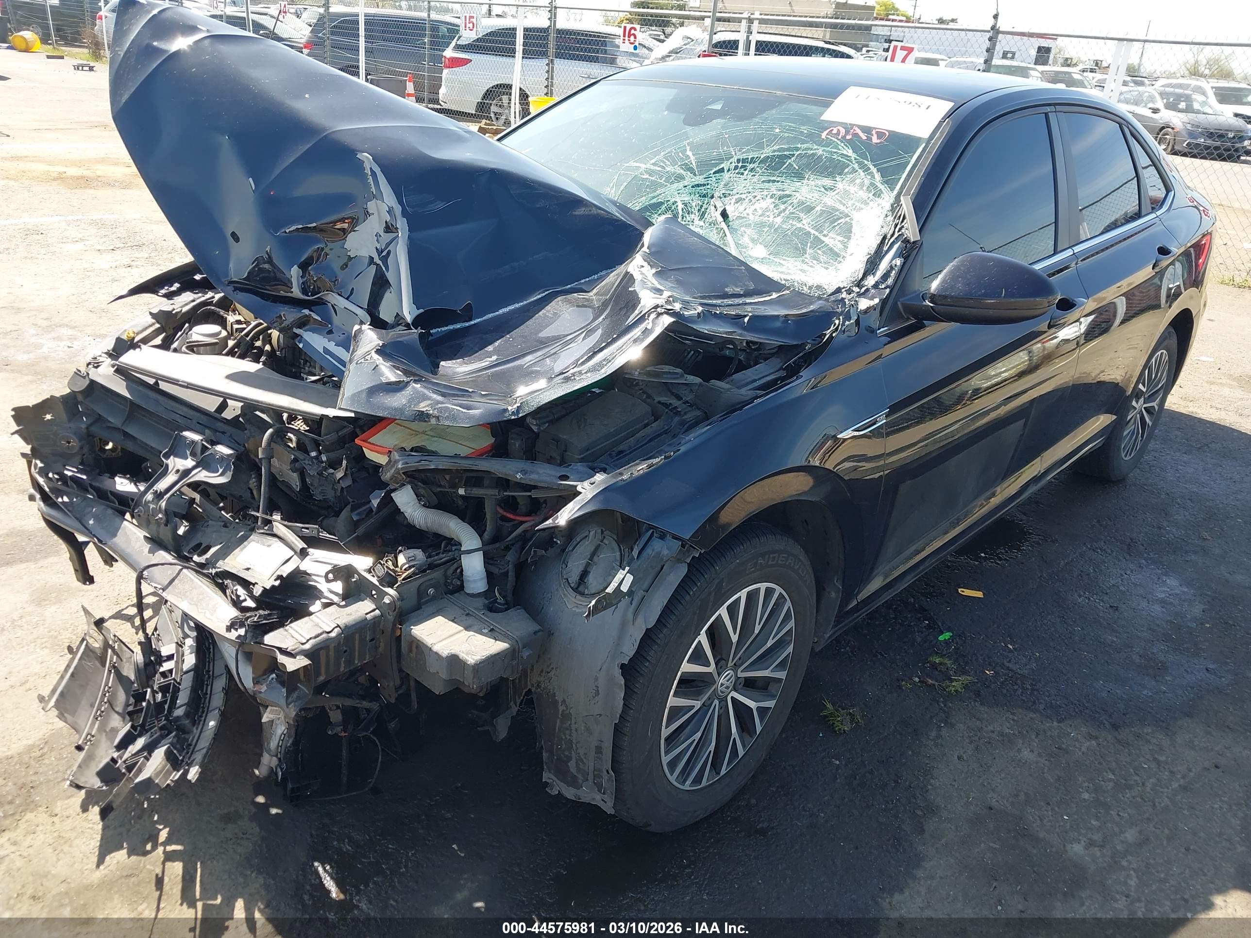 VOLKSWAGEN JETTA image 6