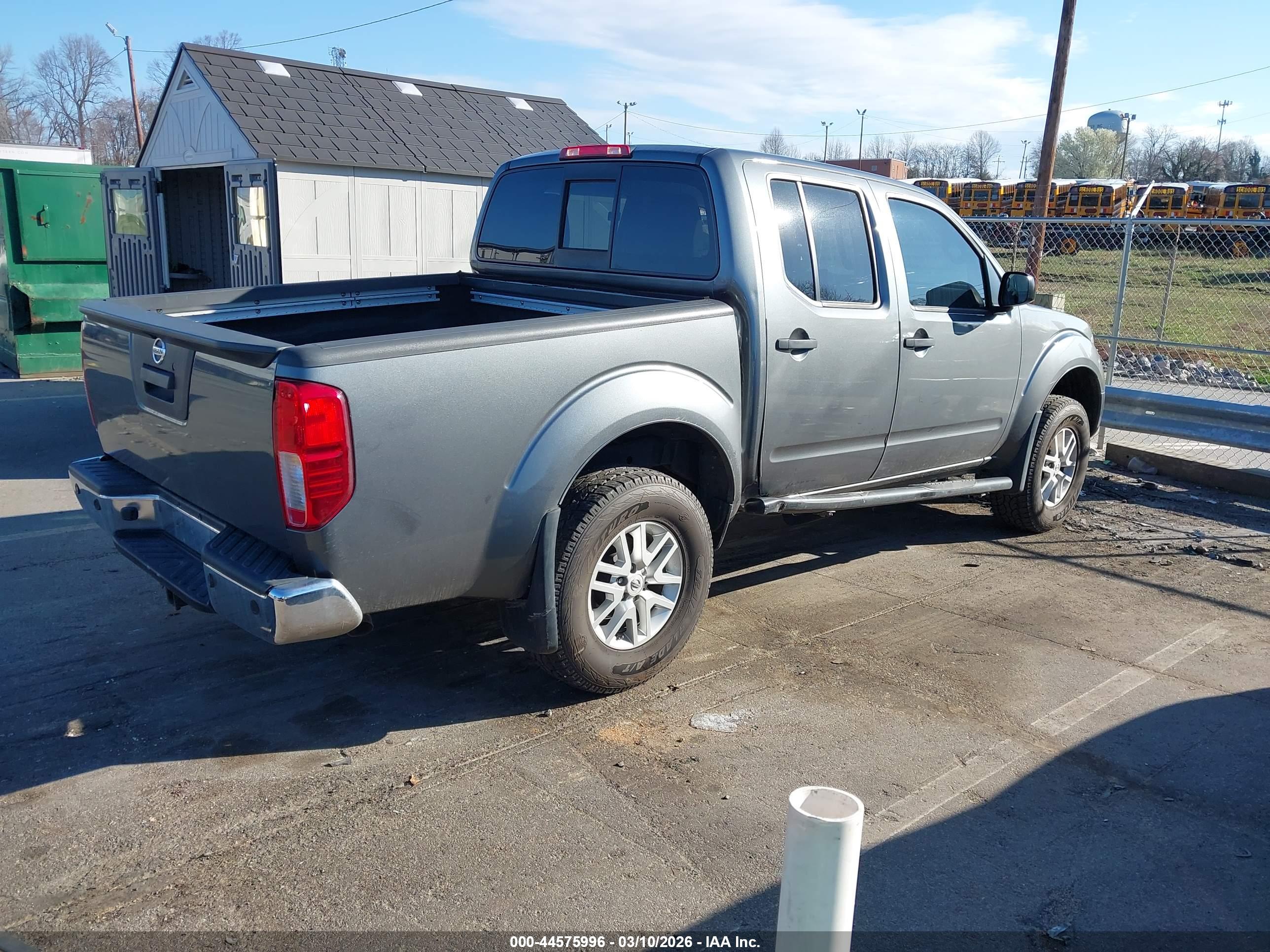 NISSAN FRONTIER image 4