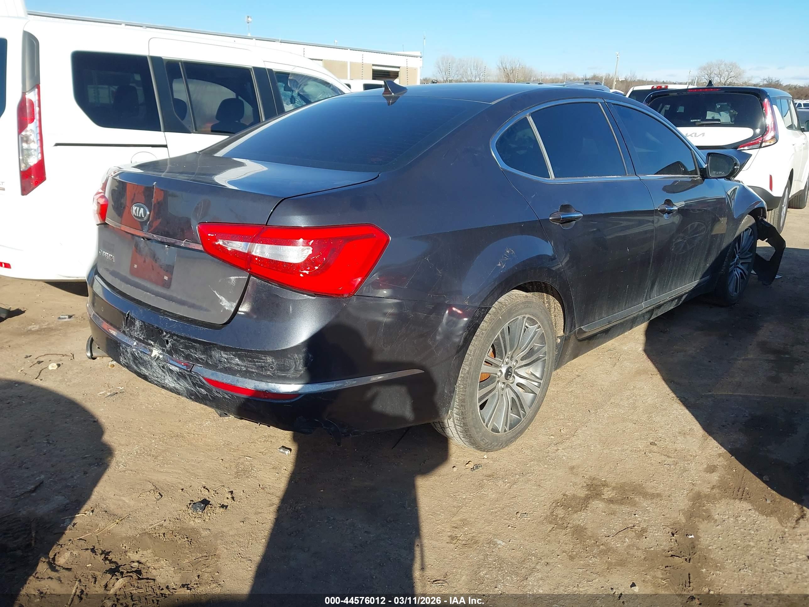 KIA CADENZA image 4