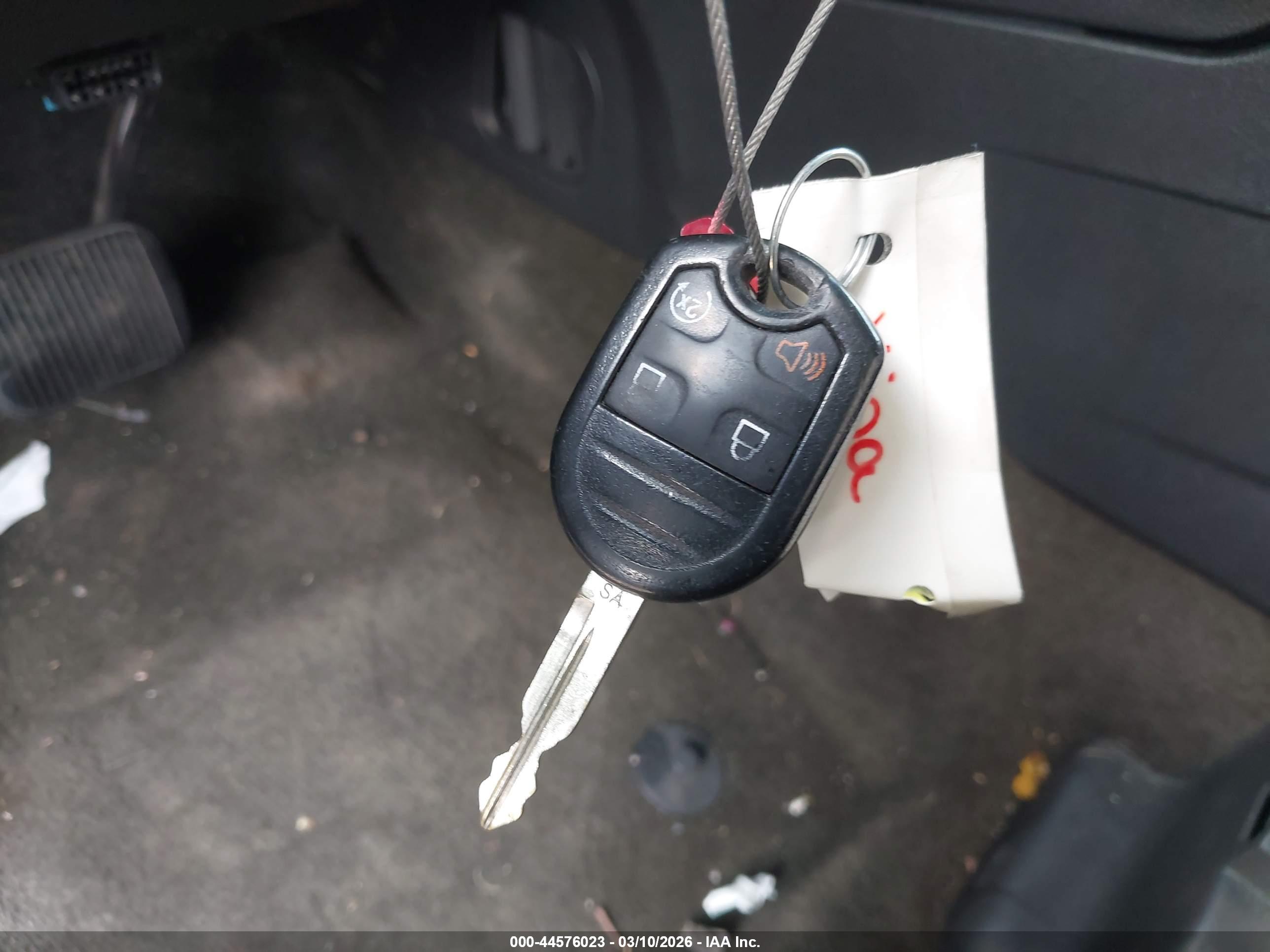 FORD EXPLORER image 11