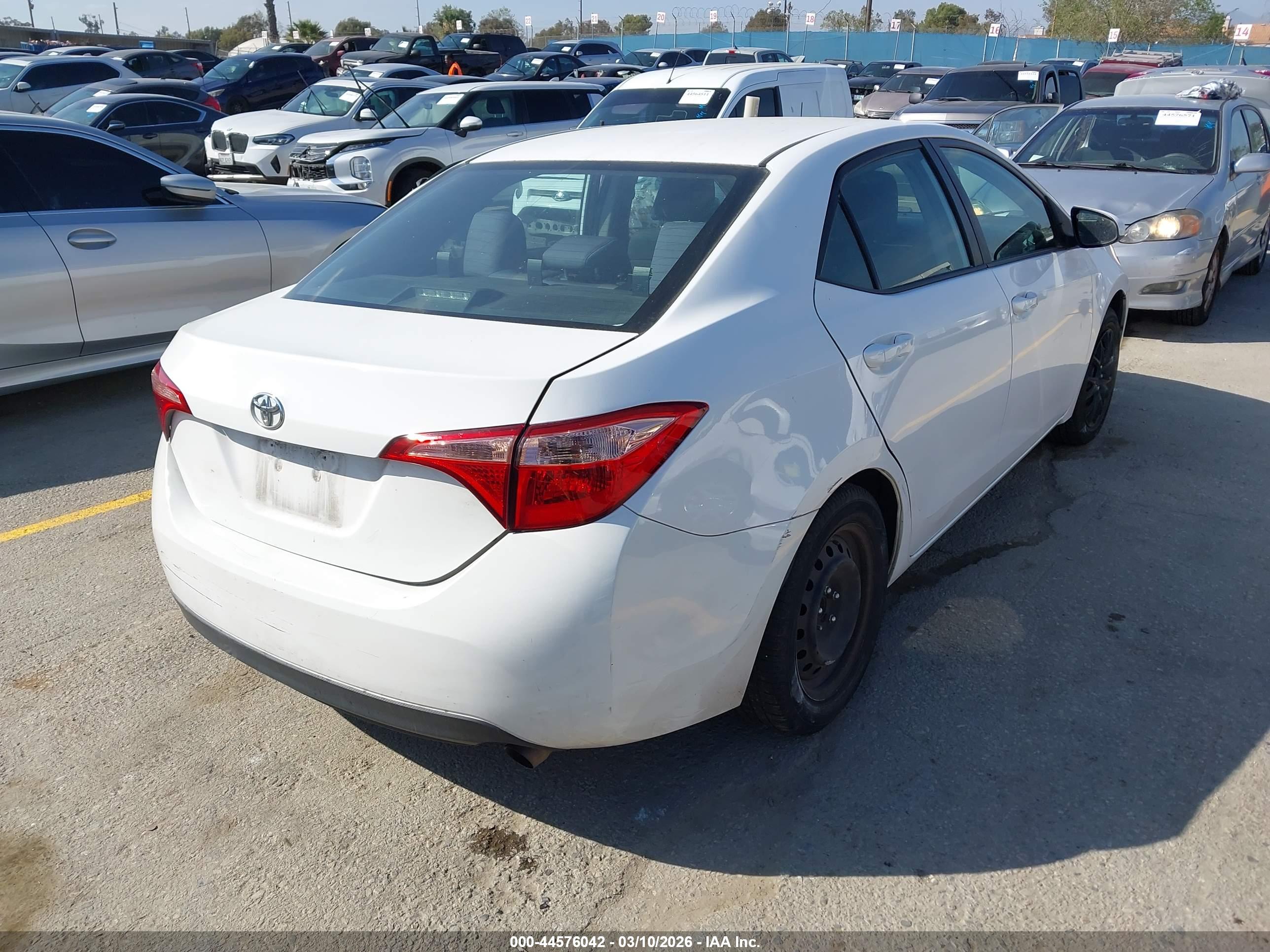 TOYOTA COROLLA image 4